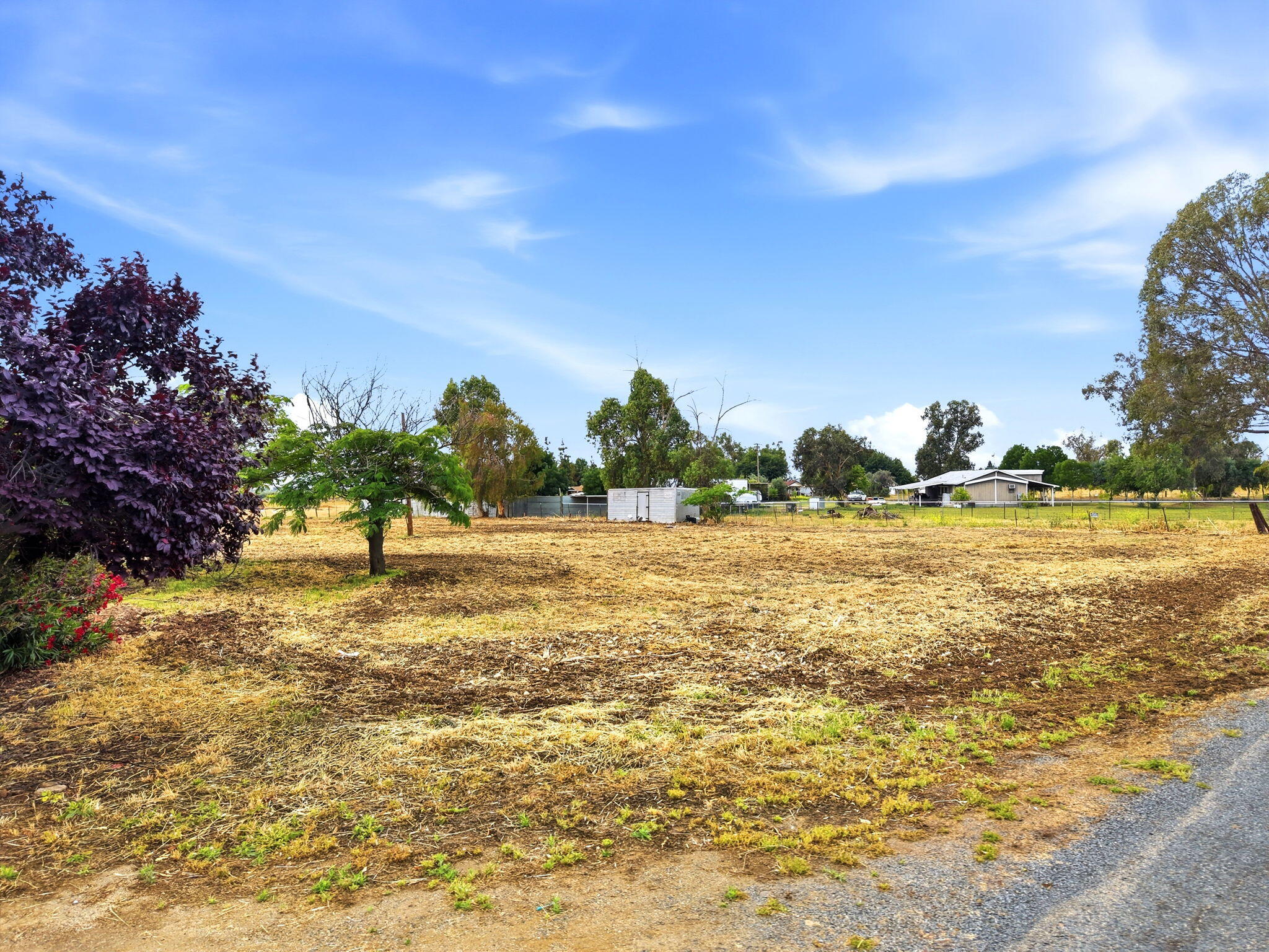 25295 Ave 212, Lindsay, CA 93247