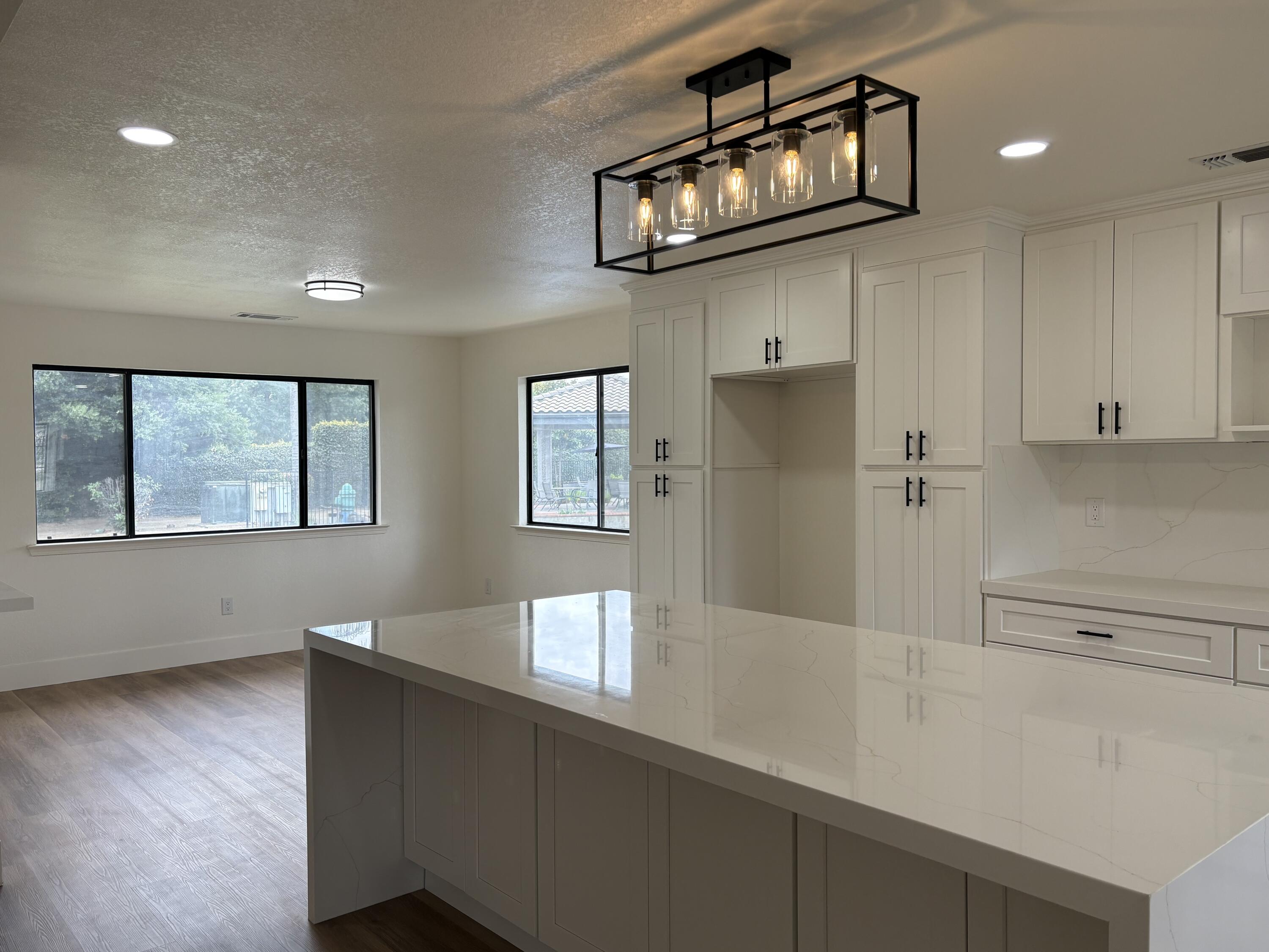 5739 W Sweet Dr, Visalia, CA 93291