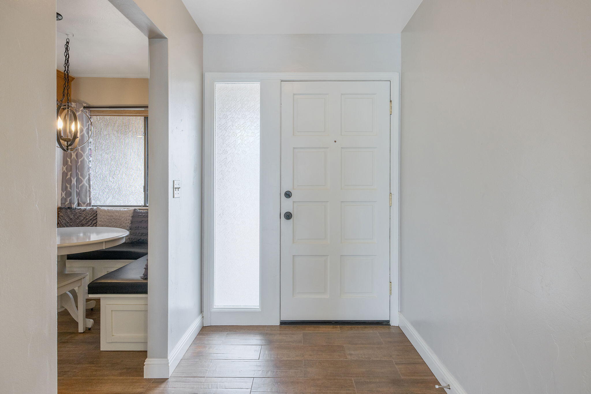 3142 W Sunnyside Ct, Visalia, CA 93277