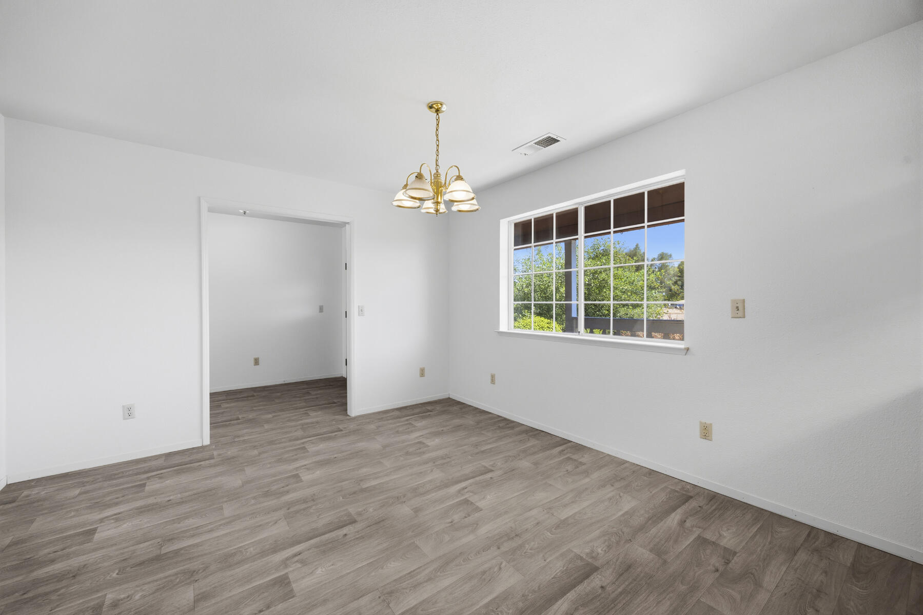 30745 Dorsey Dr, Exeter, CA 93221