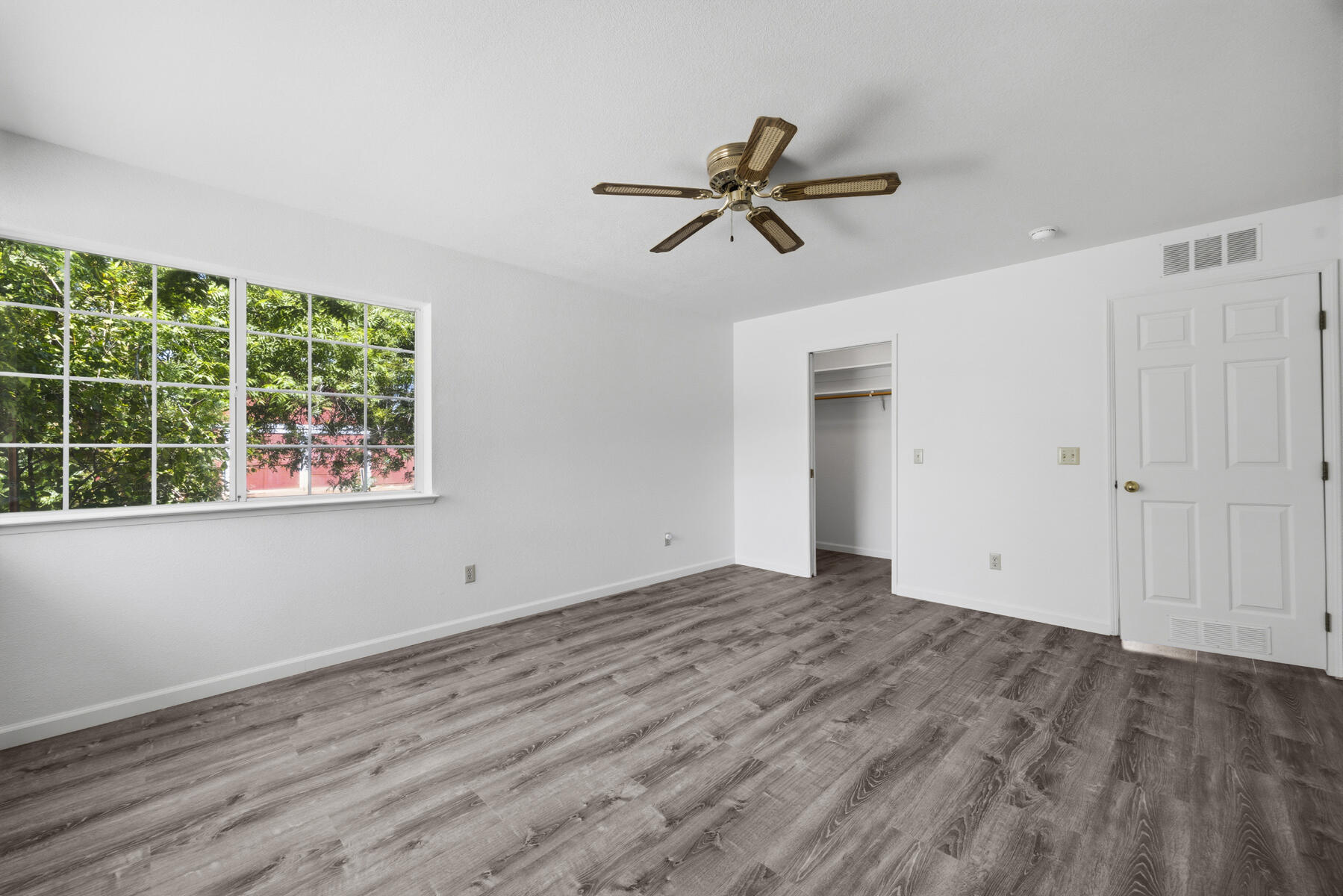 30745 Dorsey Dr, Exeter, CA 93221