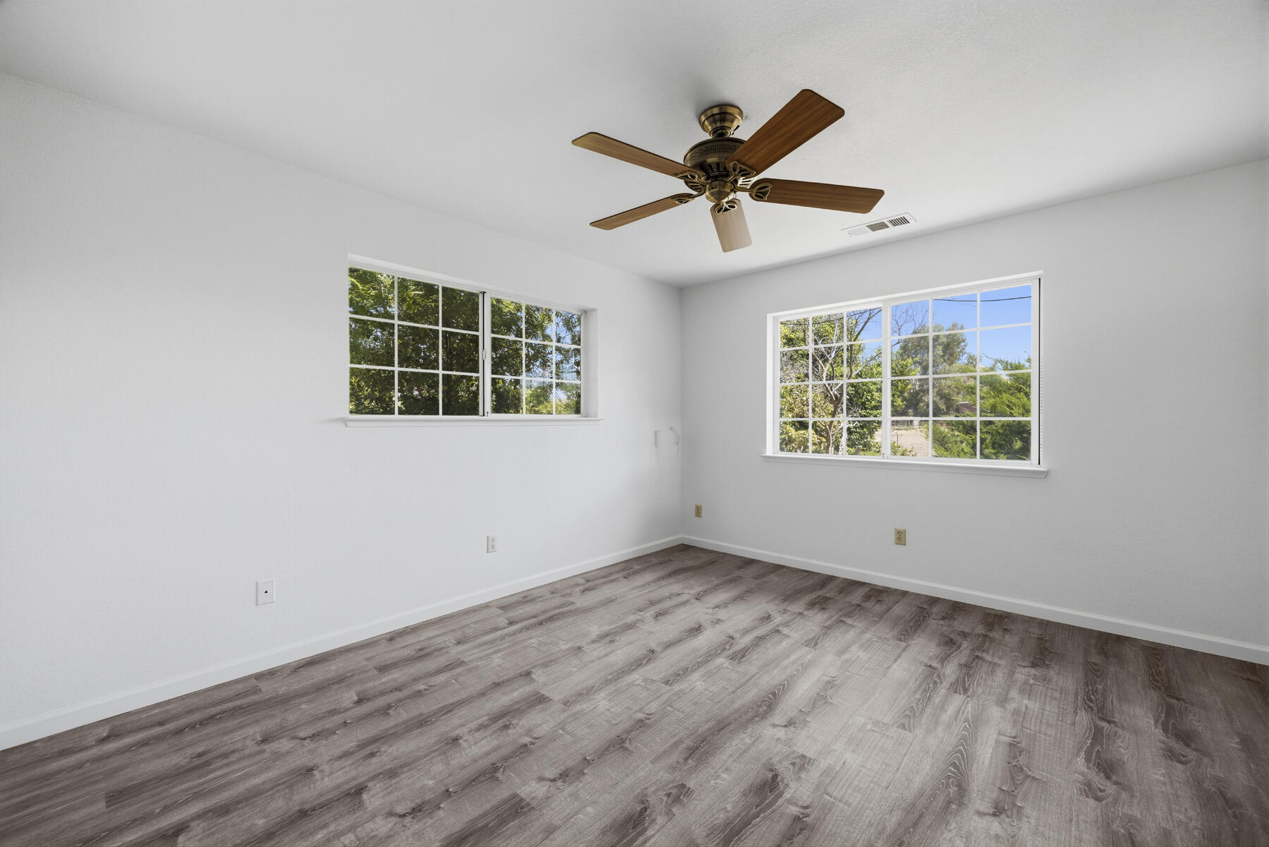 30745 Dorsey Dr, Exeter, CA 93221