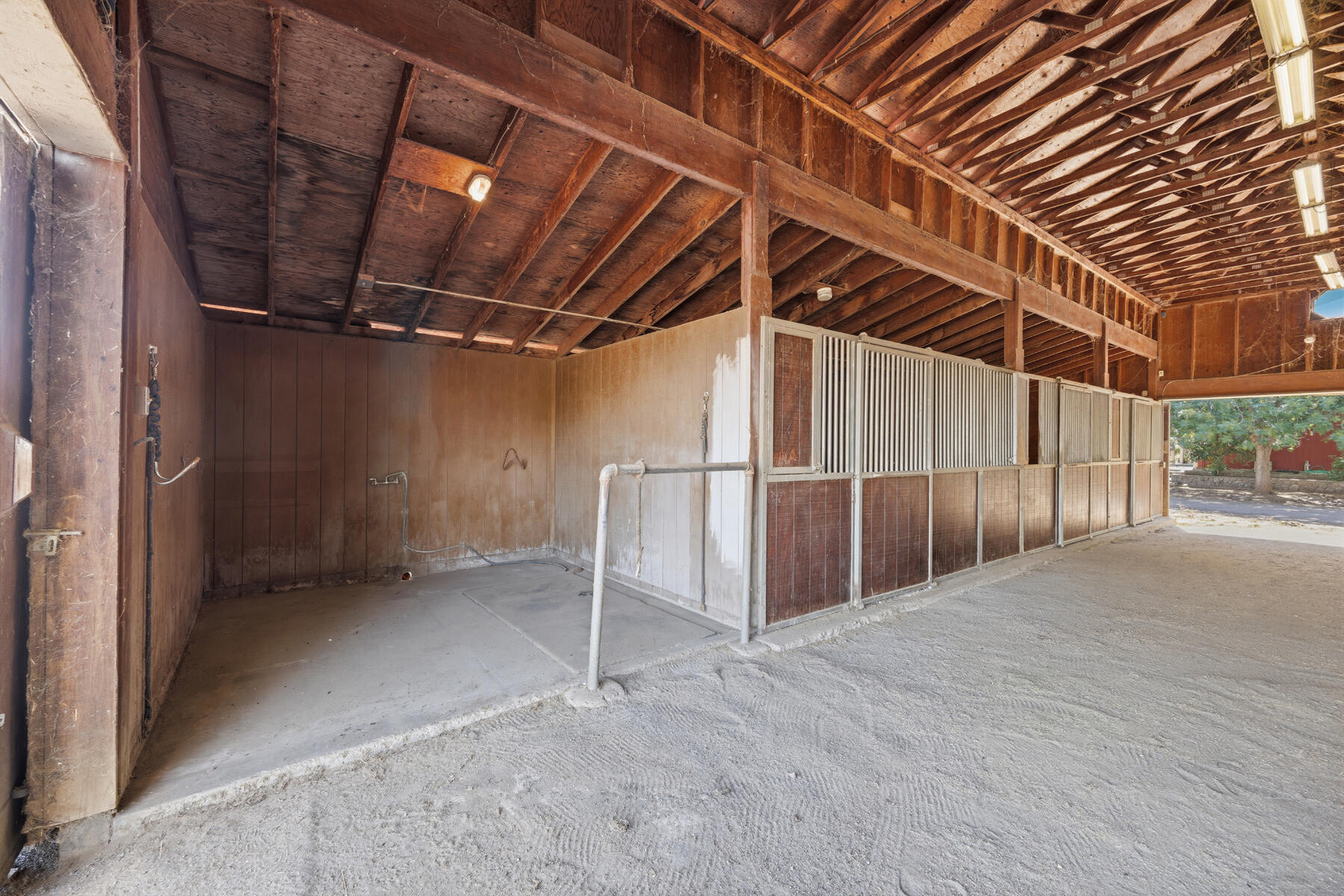 30745 Dorsey Dr, Exeter, CA 93221