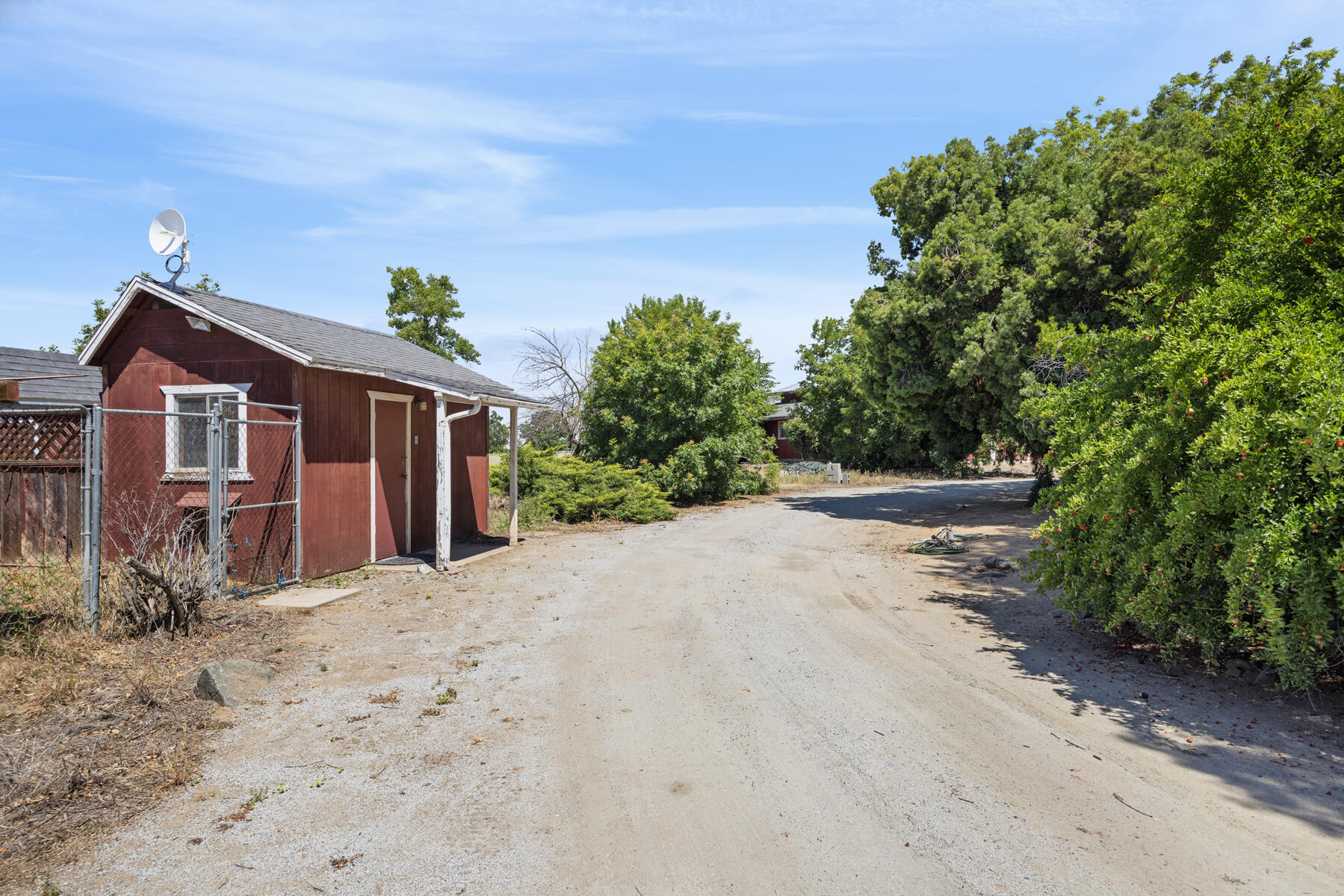 30745 Dorsey Dr, Exeter, CA 93221