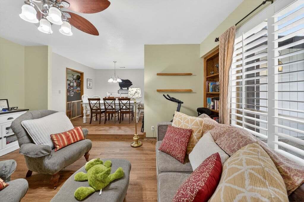 900 N Vista St, Visalia, CA 93292