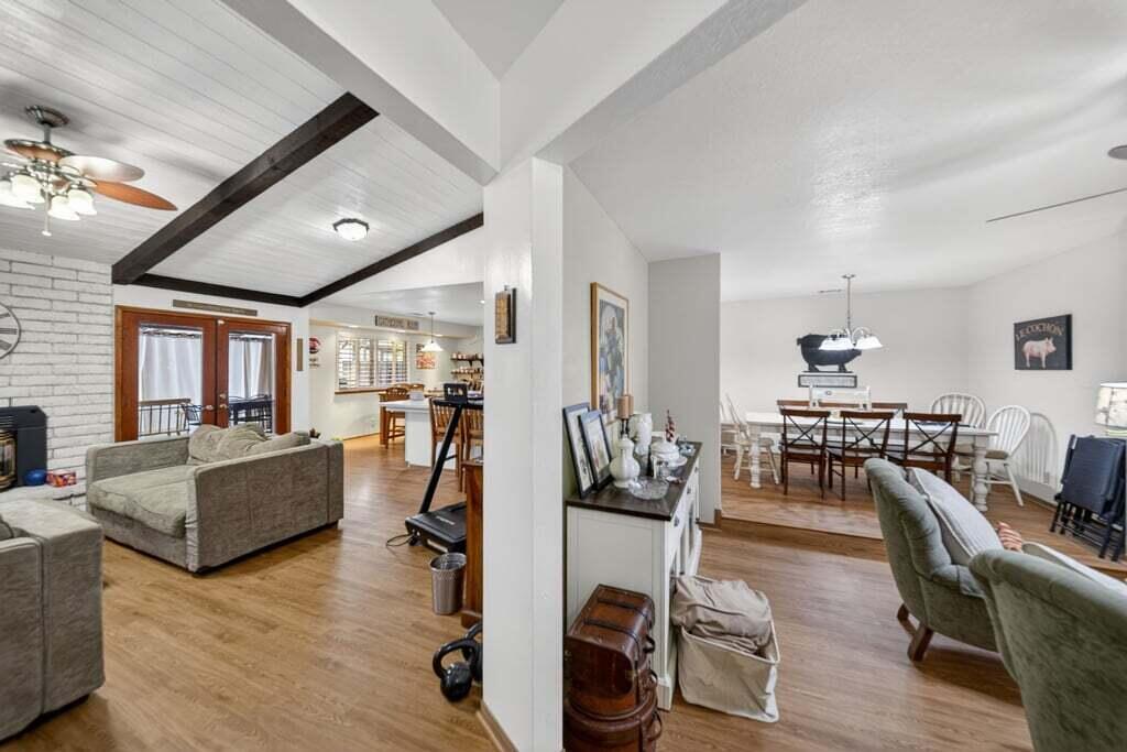 900 N Vista St, Visalia, CA 93292