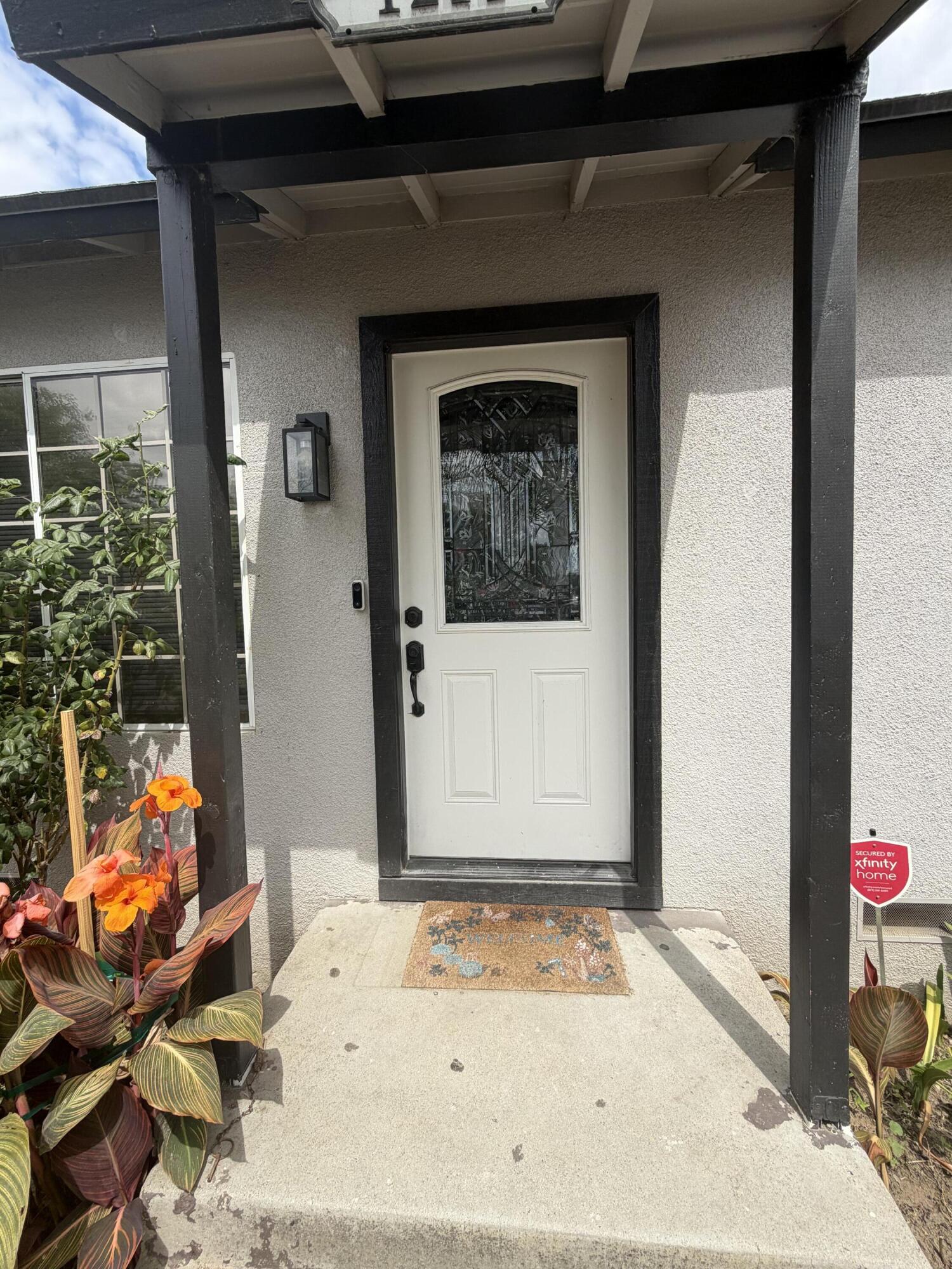 1244 N Central St, Visalia, CA 93291