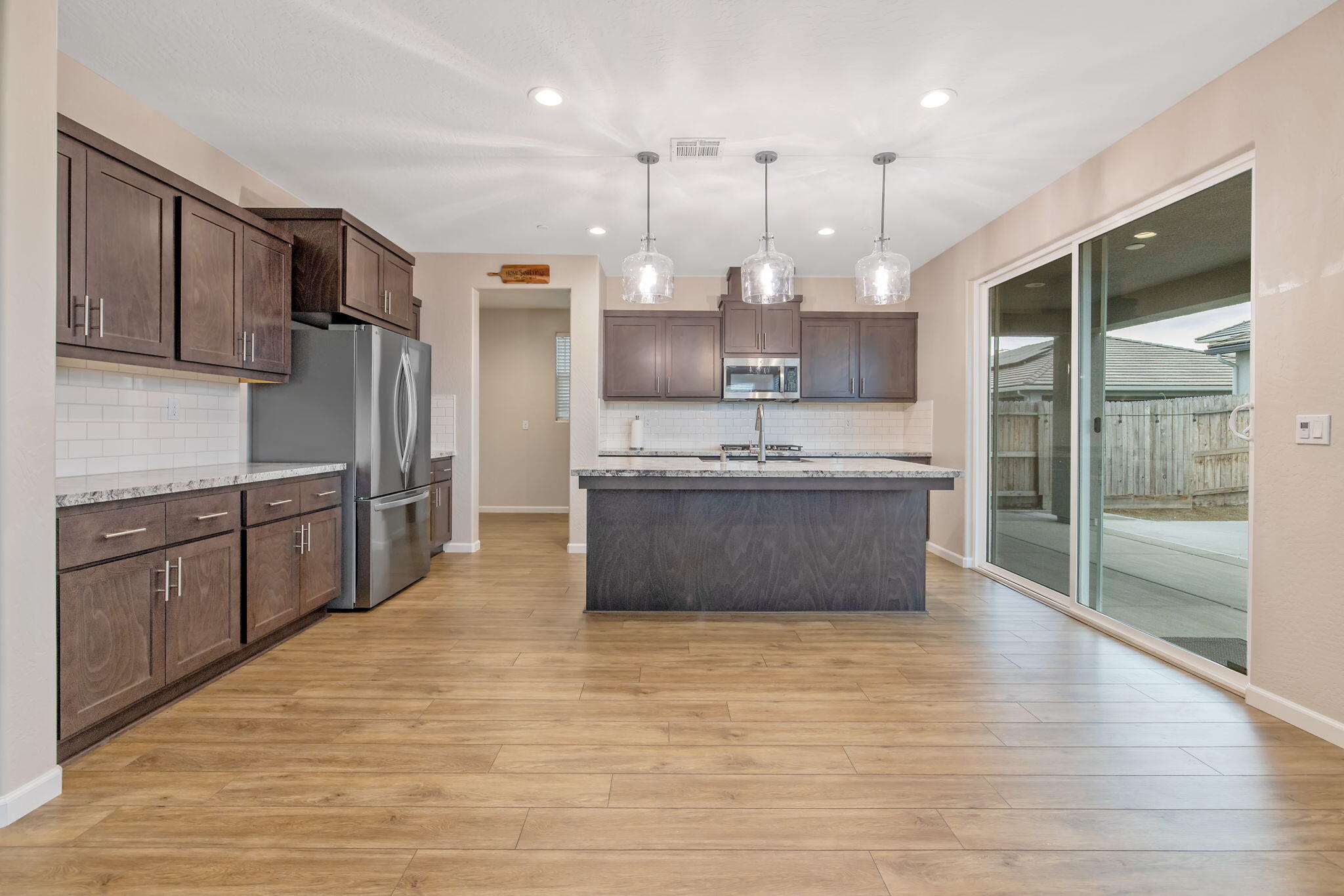 2802 Sand Hills Ave, Tulare, CA 93274