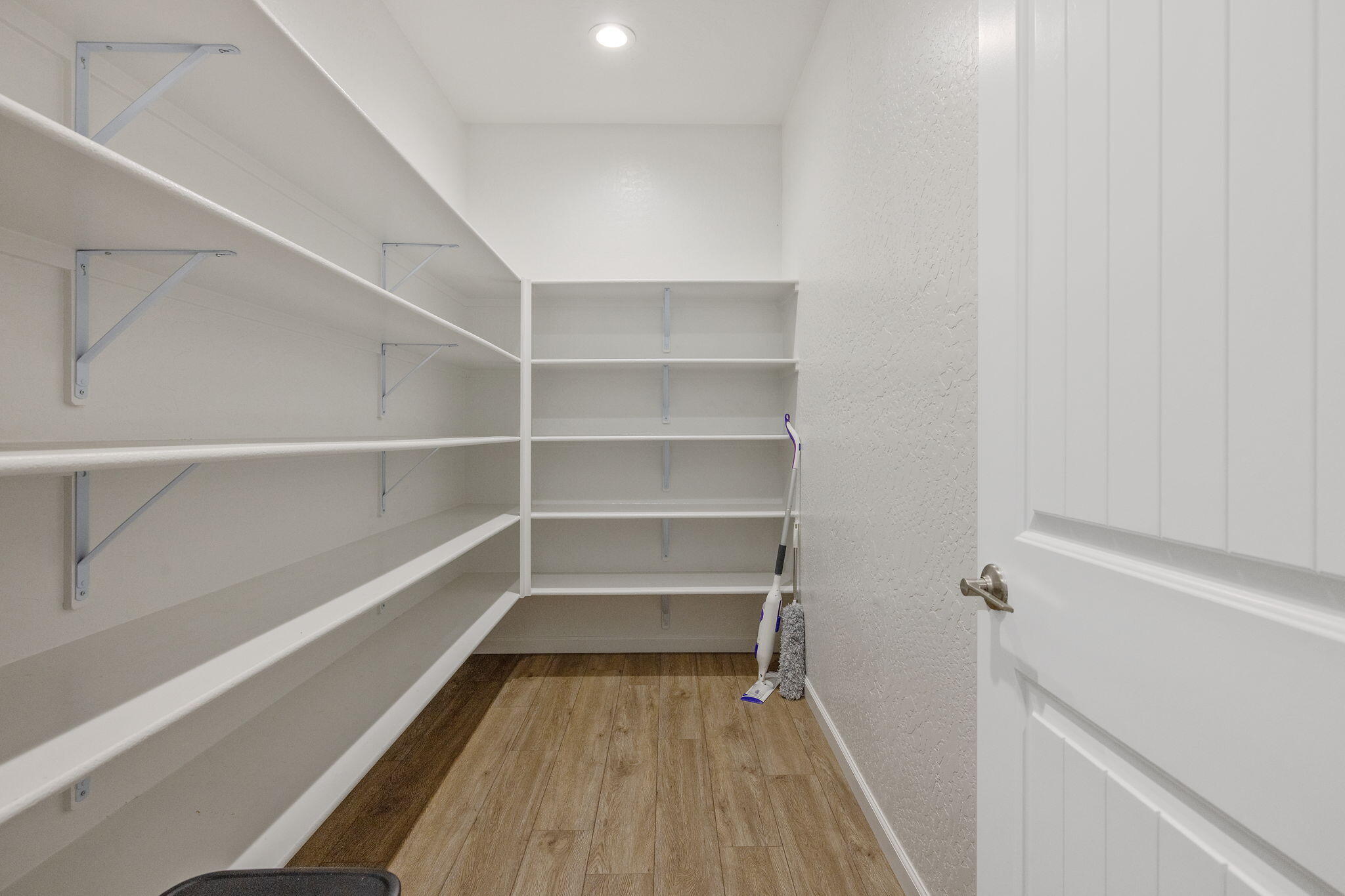 2802 Sand Hills Ave, Tulare, CA 93274