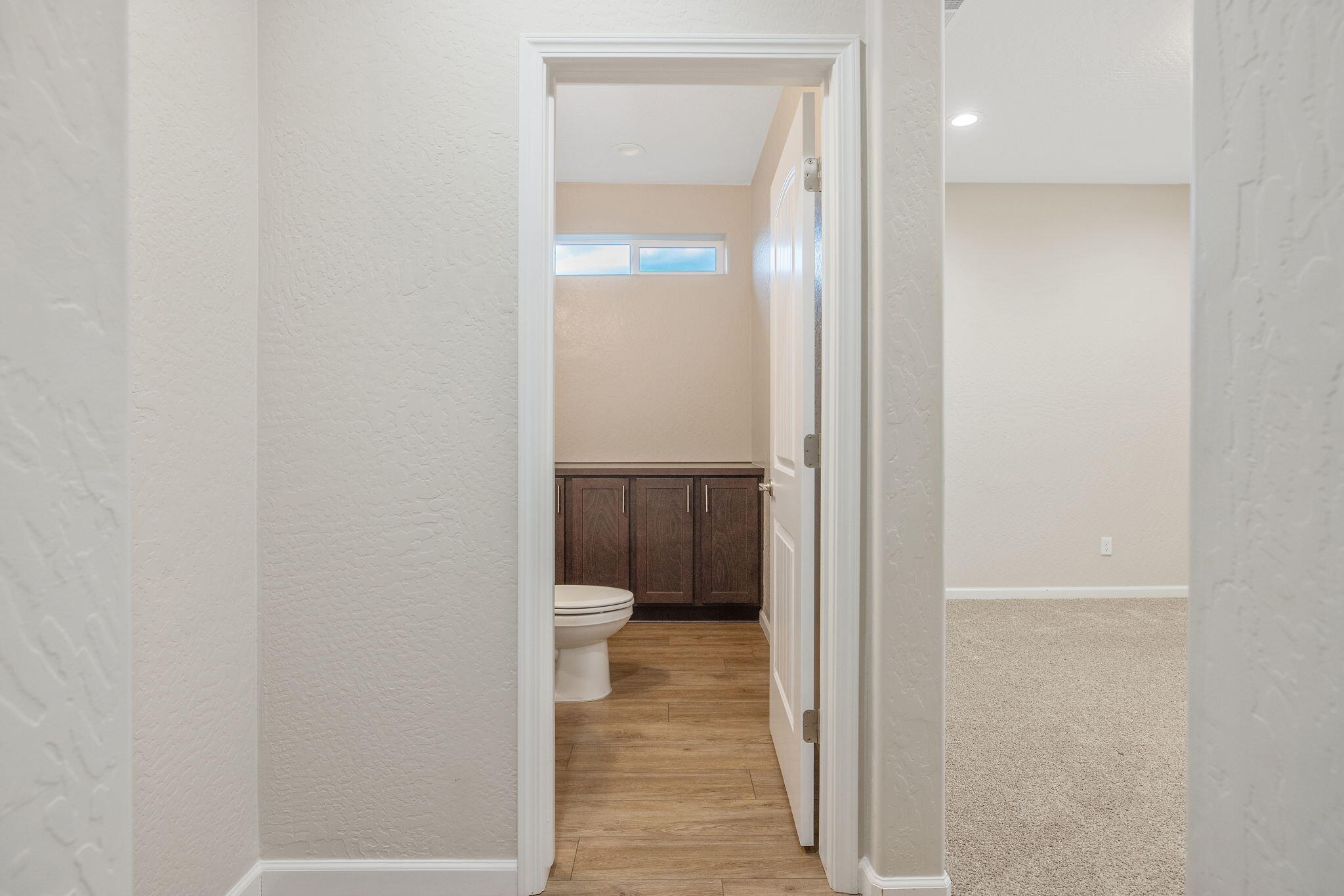 2802 Sand Hills Ave, Tulare, CA 93274