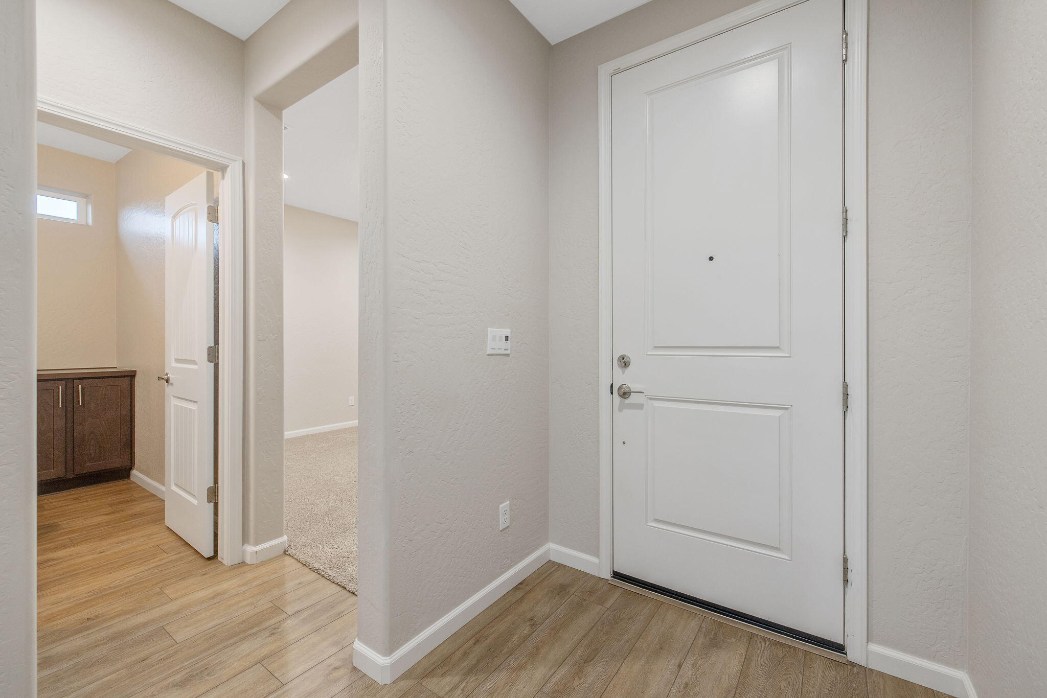 2802 Sand Hills Ave, Tulare, CA 93274
