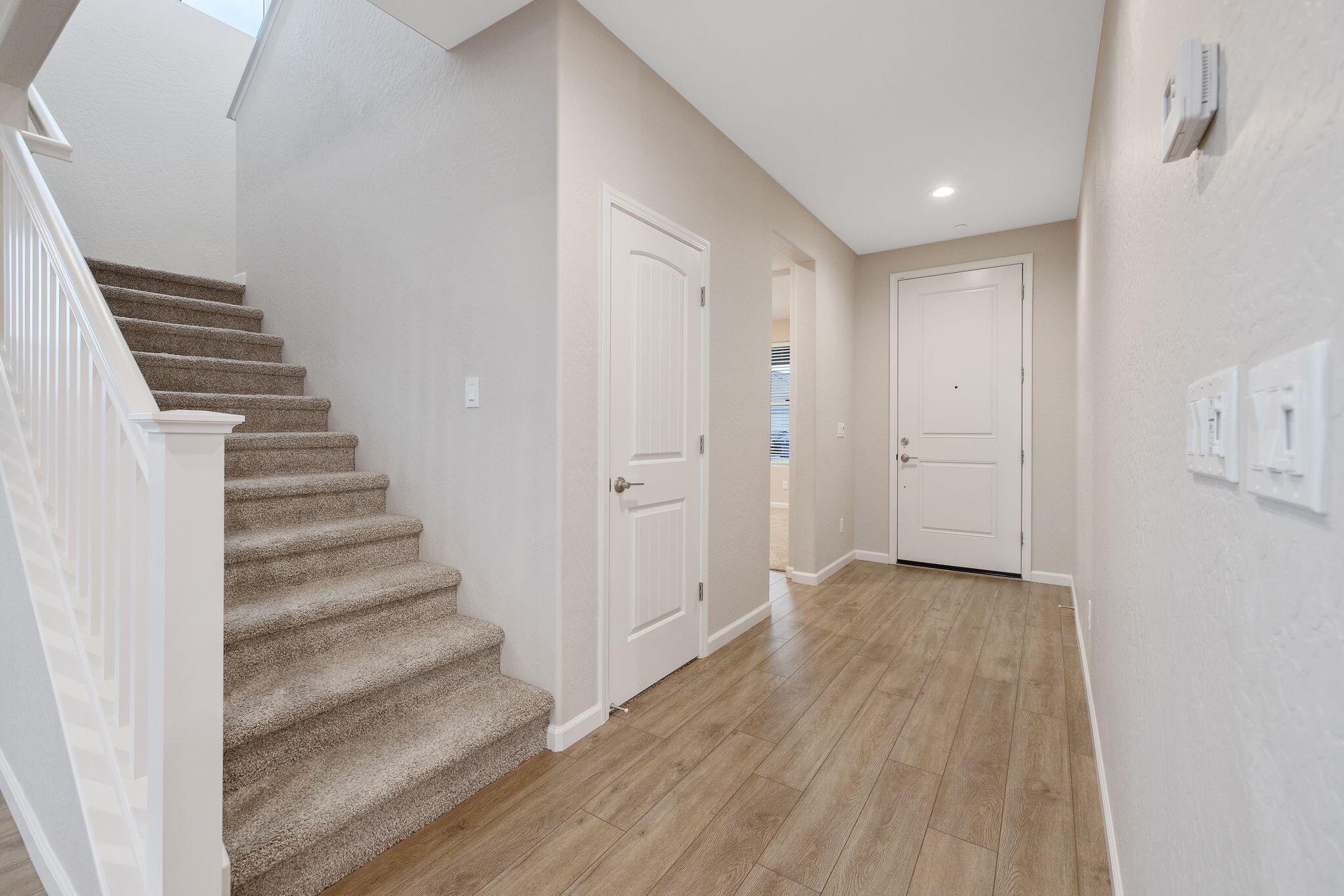 2802 Sand Hills Ave, Tulare, CA 93274