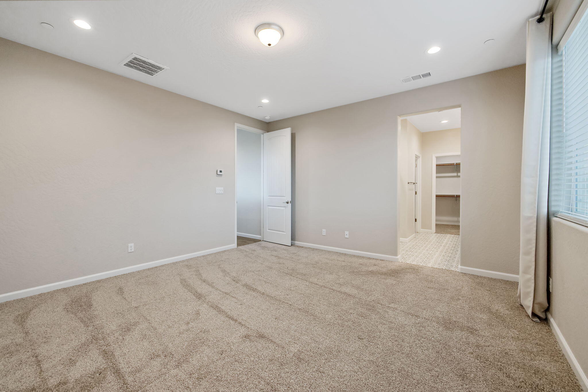 2802 Sand Hills Ave, Tulare, CA 93274