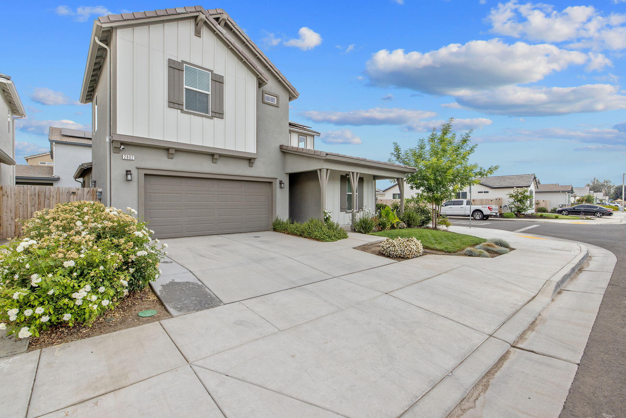 2802 Sand Hills Ave, Tulare, CA 93274