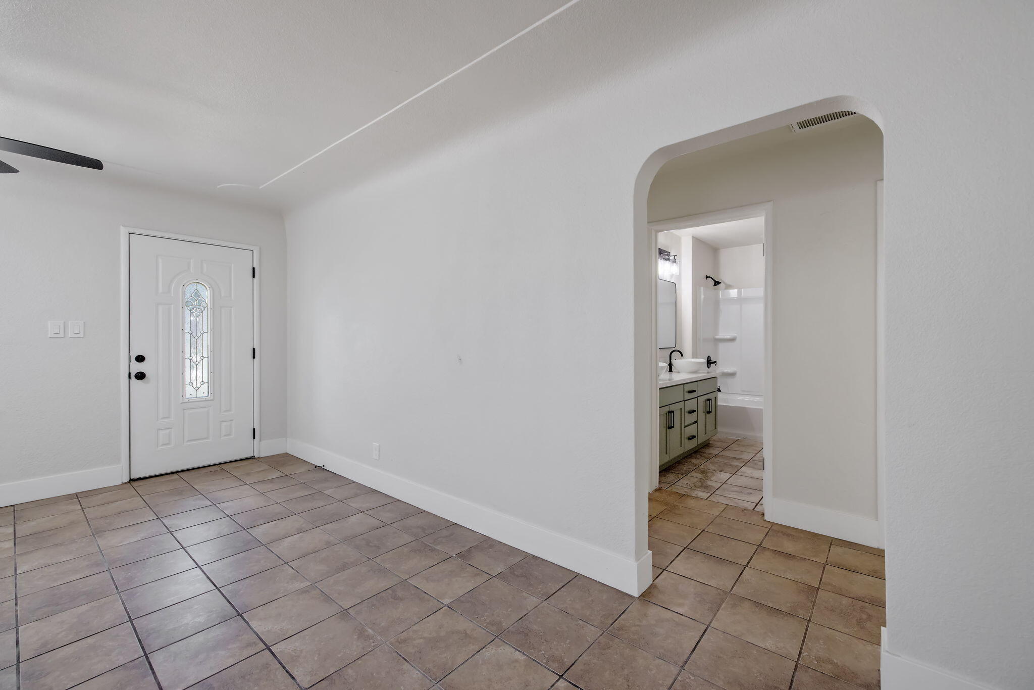 13872 Hanford Armona Rd, Armona, CA 93202
