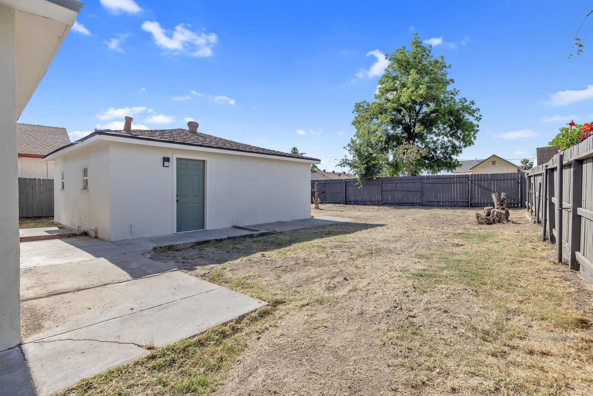13872 Hanford Armona Rd, Armona, CA 93202