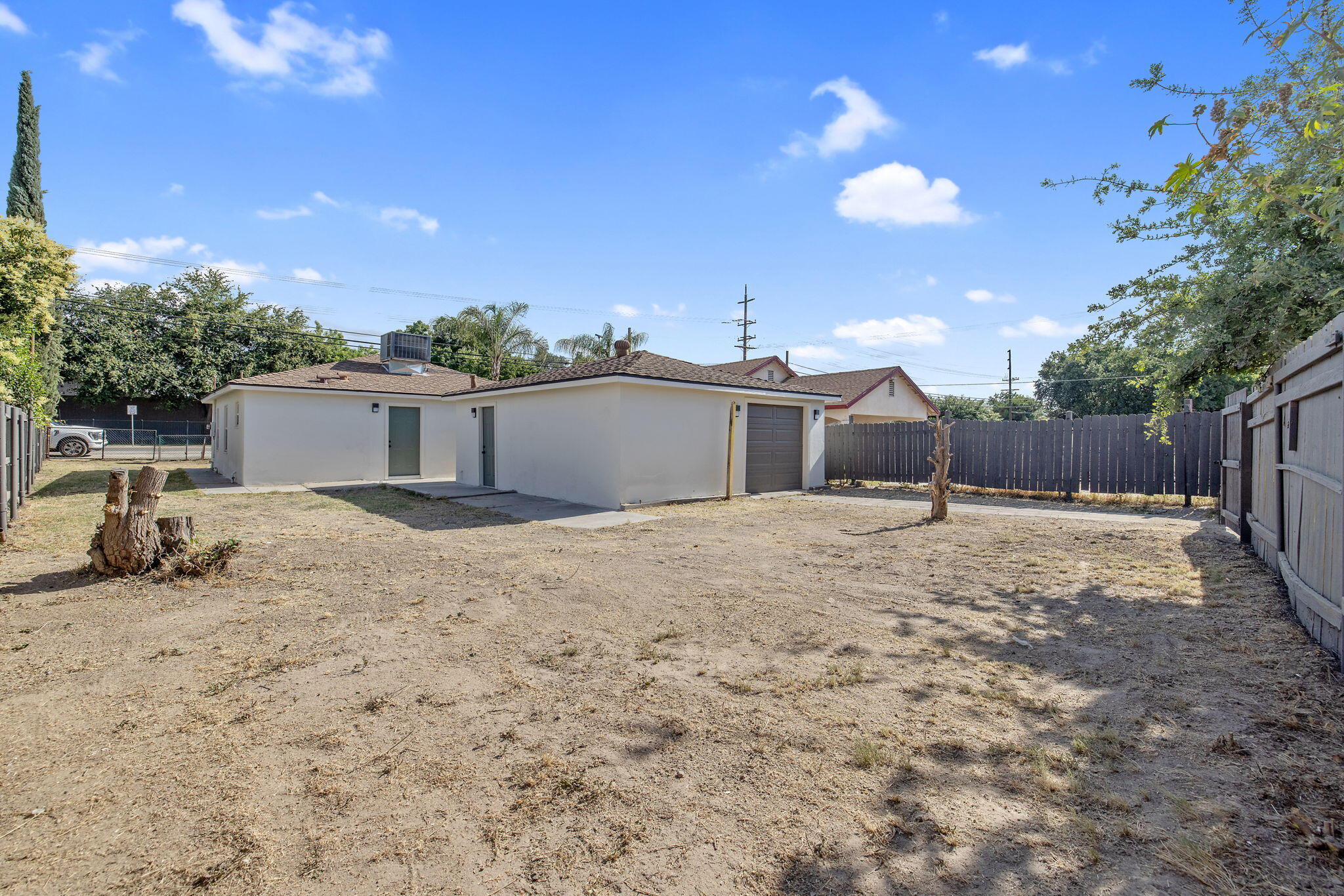 13872 Hanford Armona Rd, Armona, CA 93202