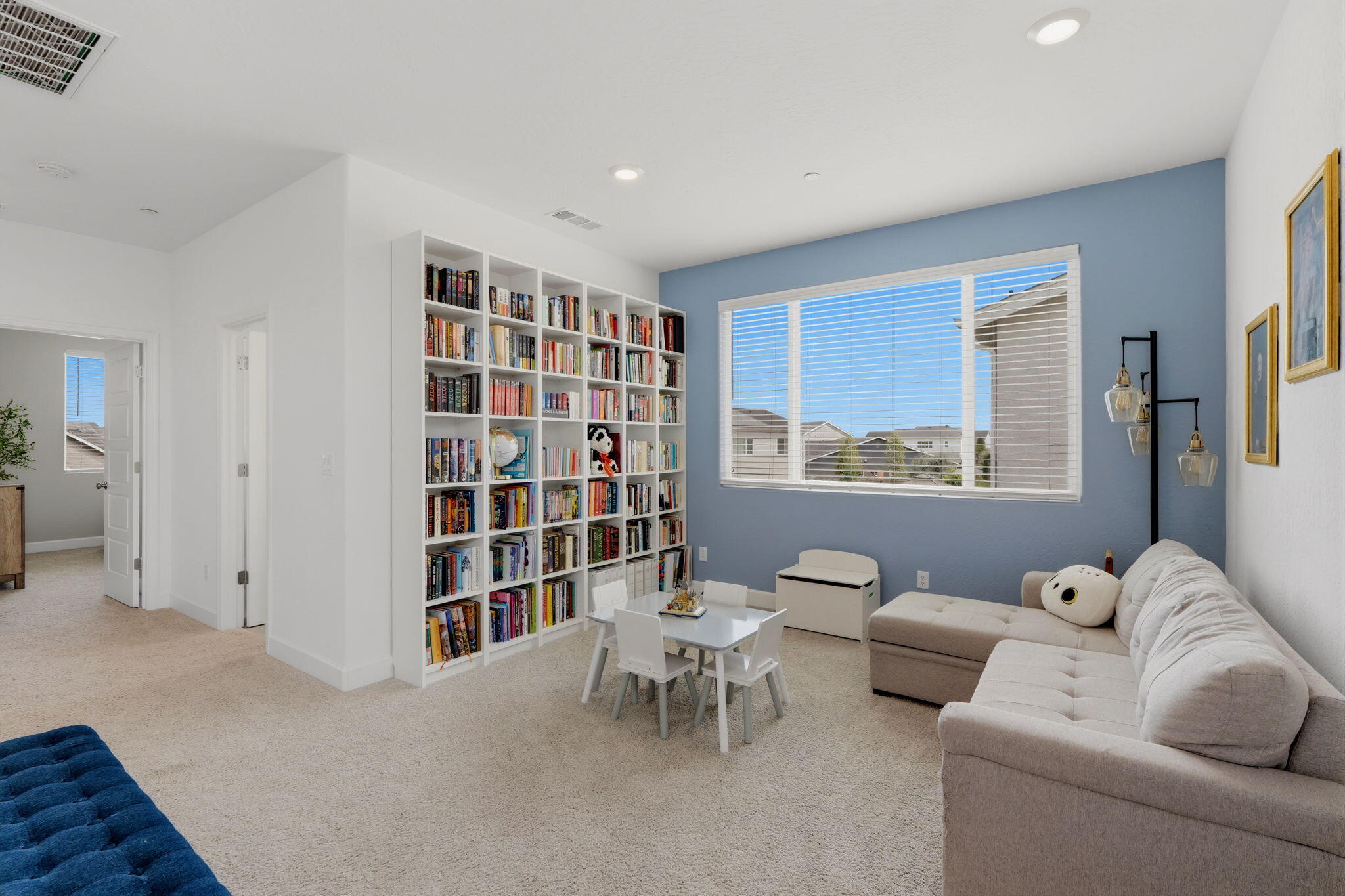 3742 N Encina Ct, Visalia, CA 93291