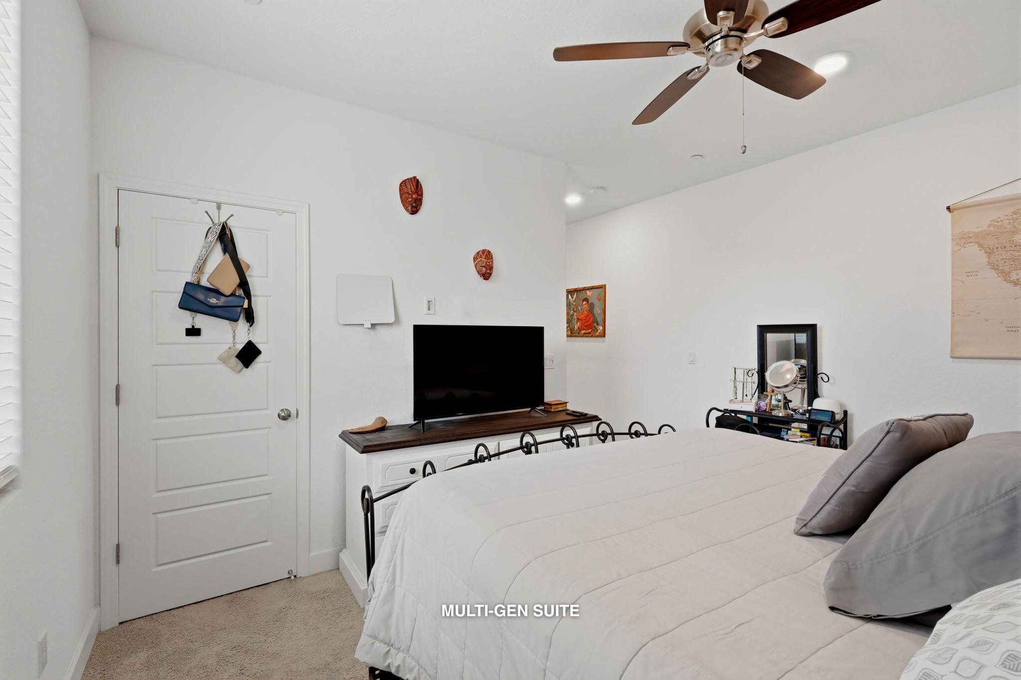 3742 N Encina Ct, Visalia, CA 93291