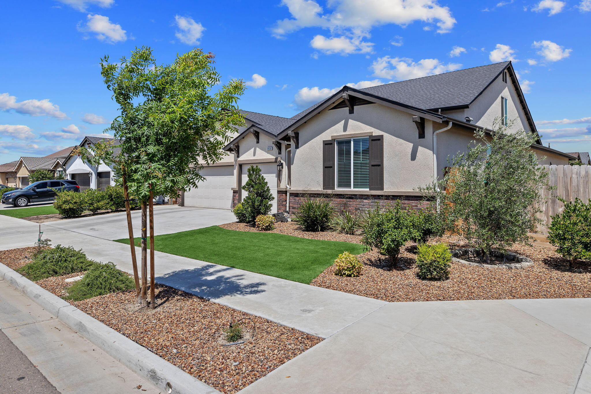 2936 S Irma St, Visalia, CA 93292