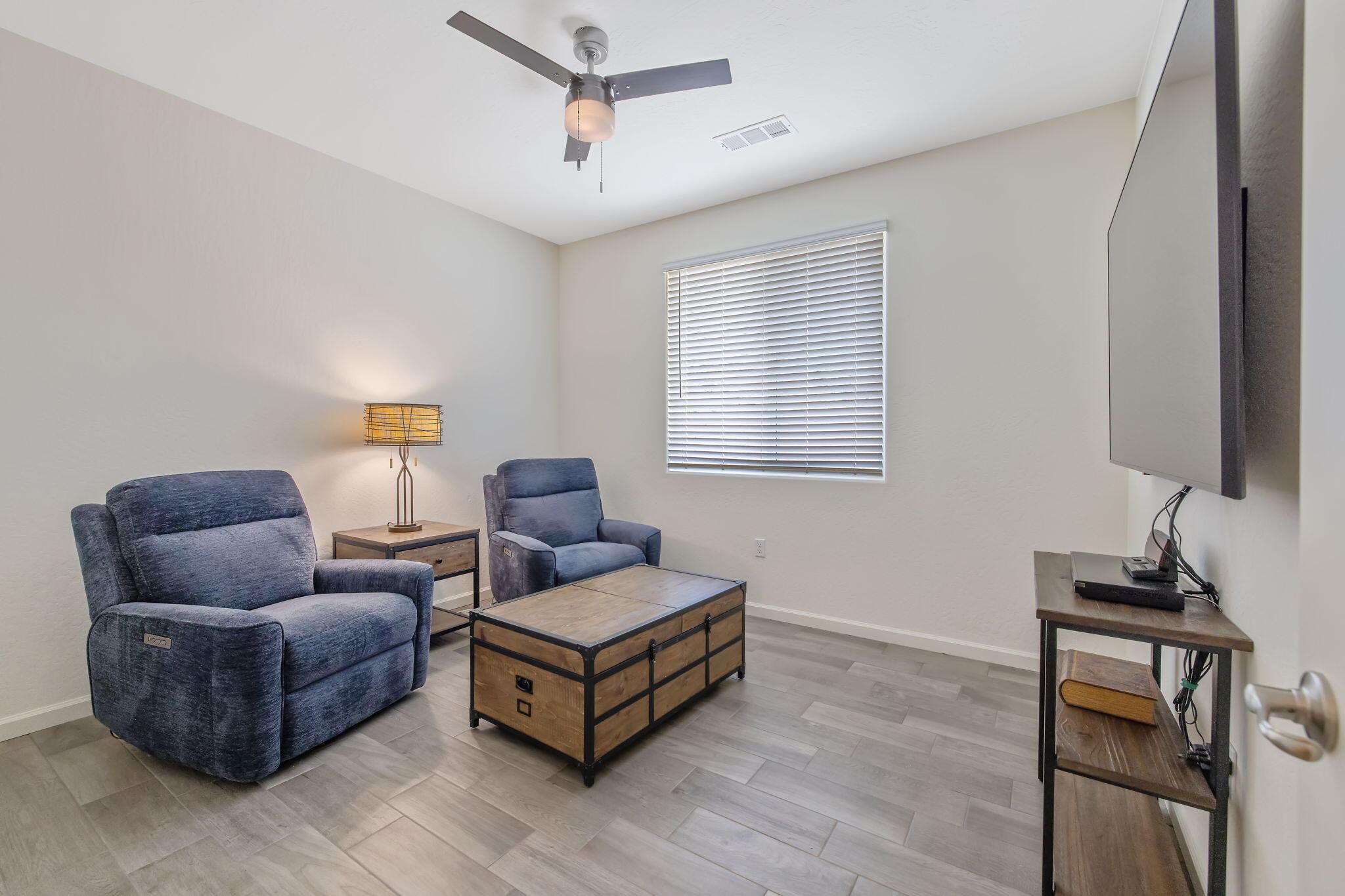 2936 S Irma St, Visalia, CA 93292