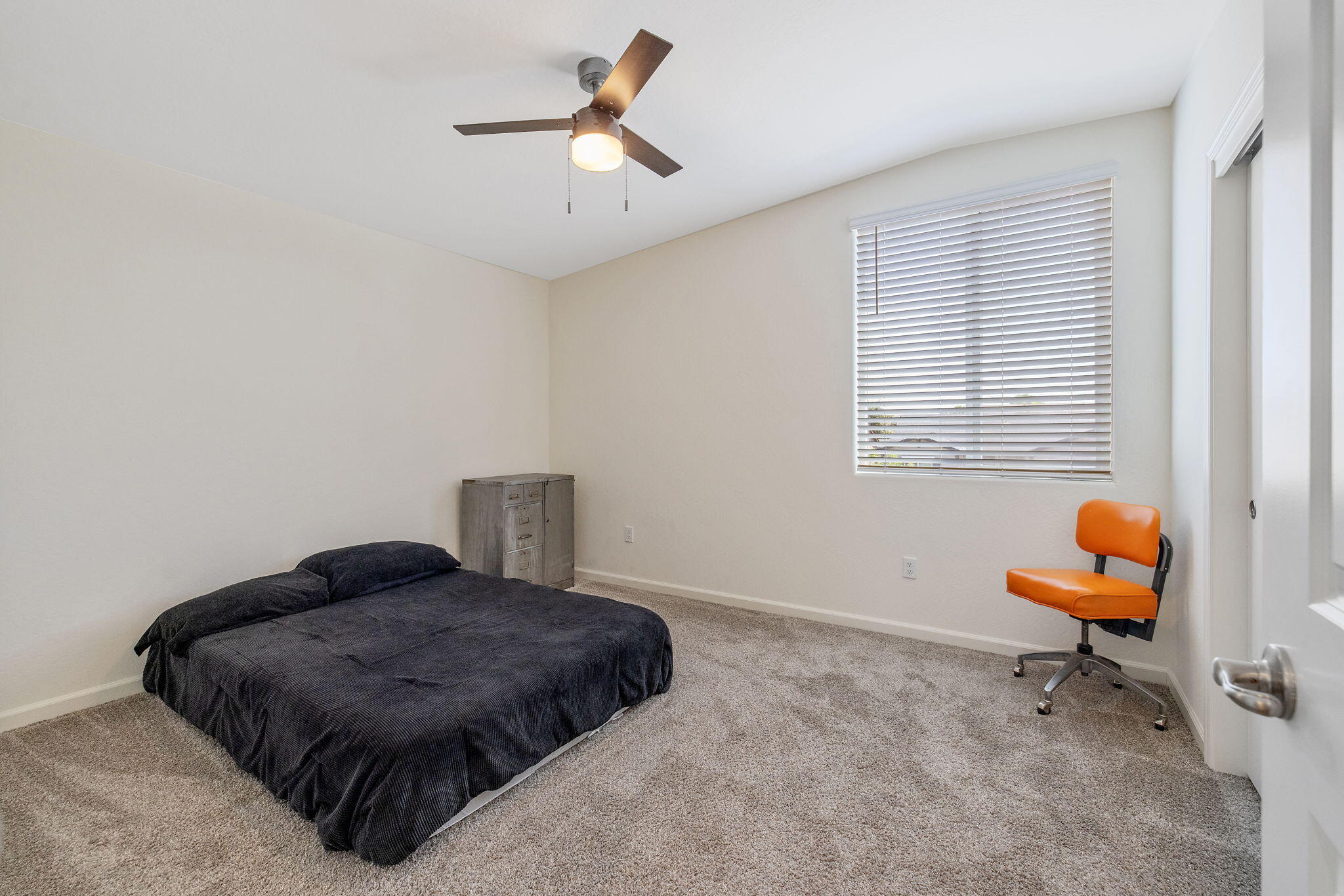 2936 S Irma St, Visalia, CA 93292