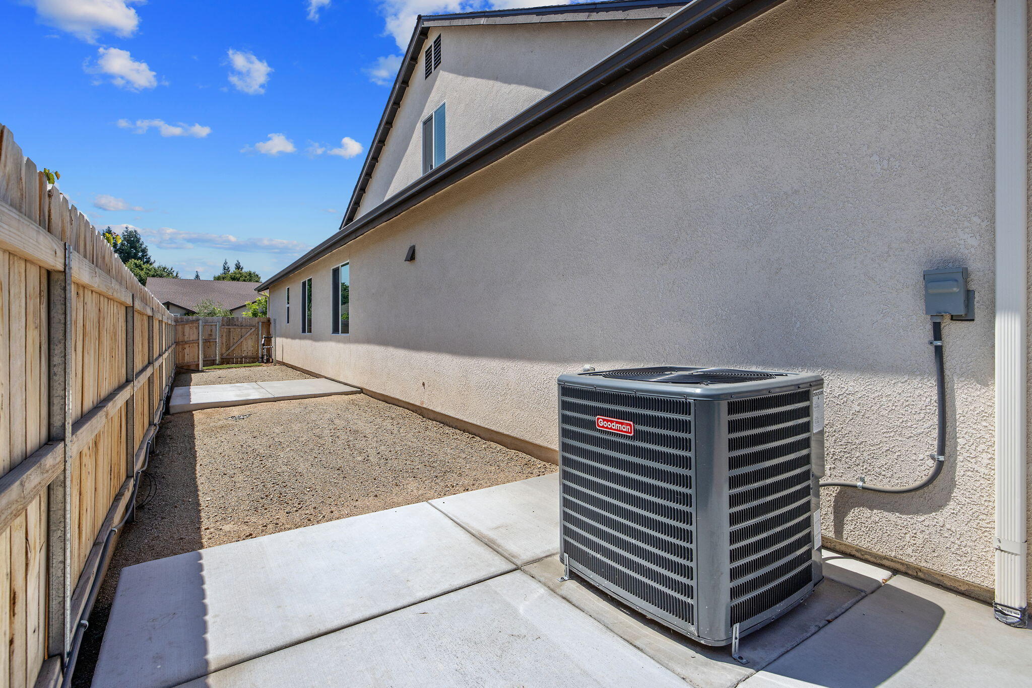 2936 S Irma St, Visalia, CA 93292