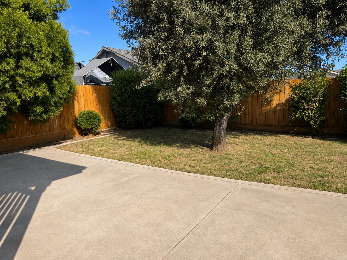 1936 Cypress Cove Dr, Tulare, CA 93274