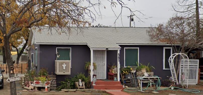 561 S I St, Tulare, CA 93274