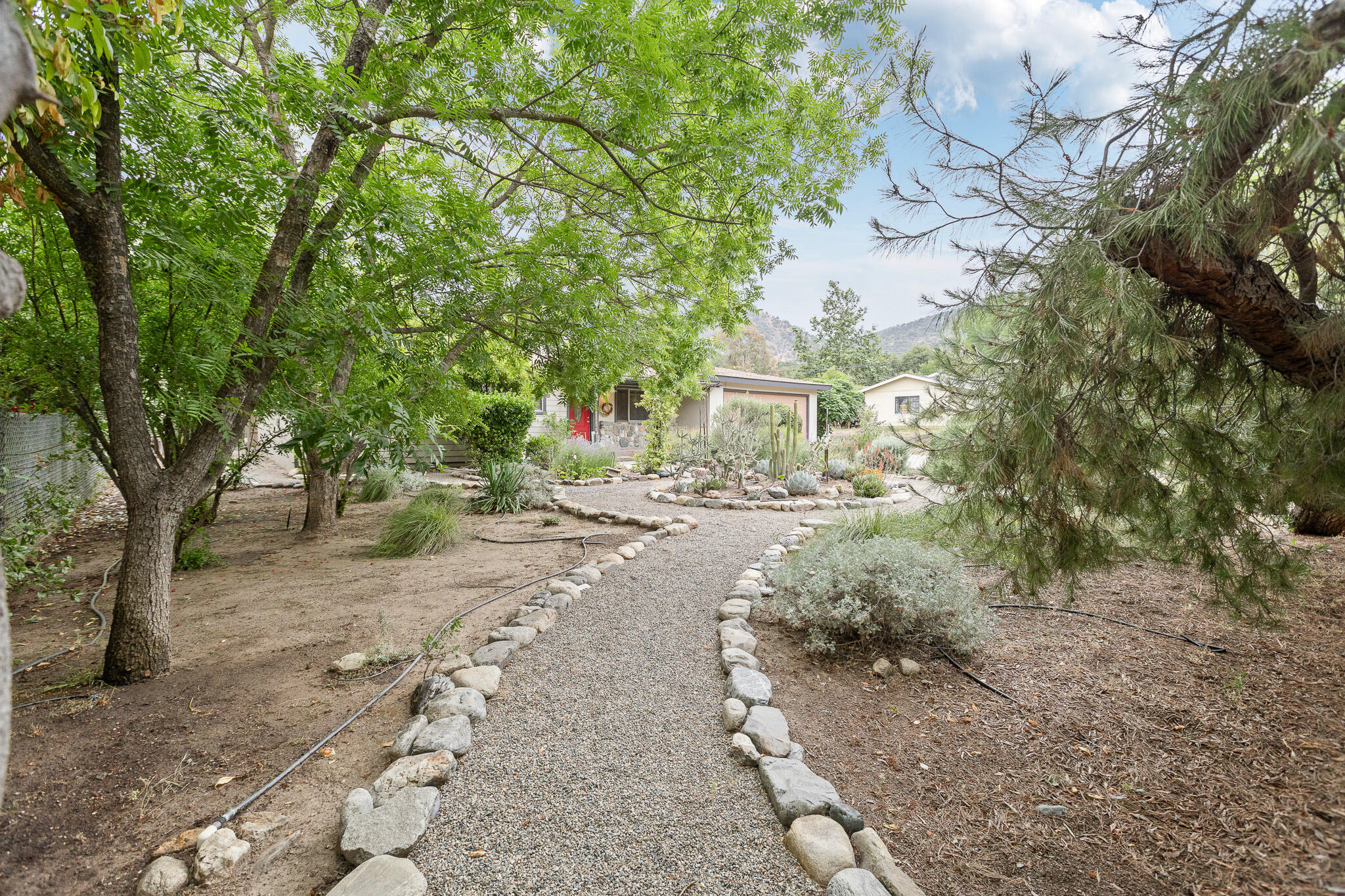 40826 Grouse Dr, Three Rivers, CA 93271
