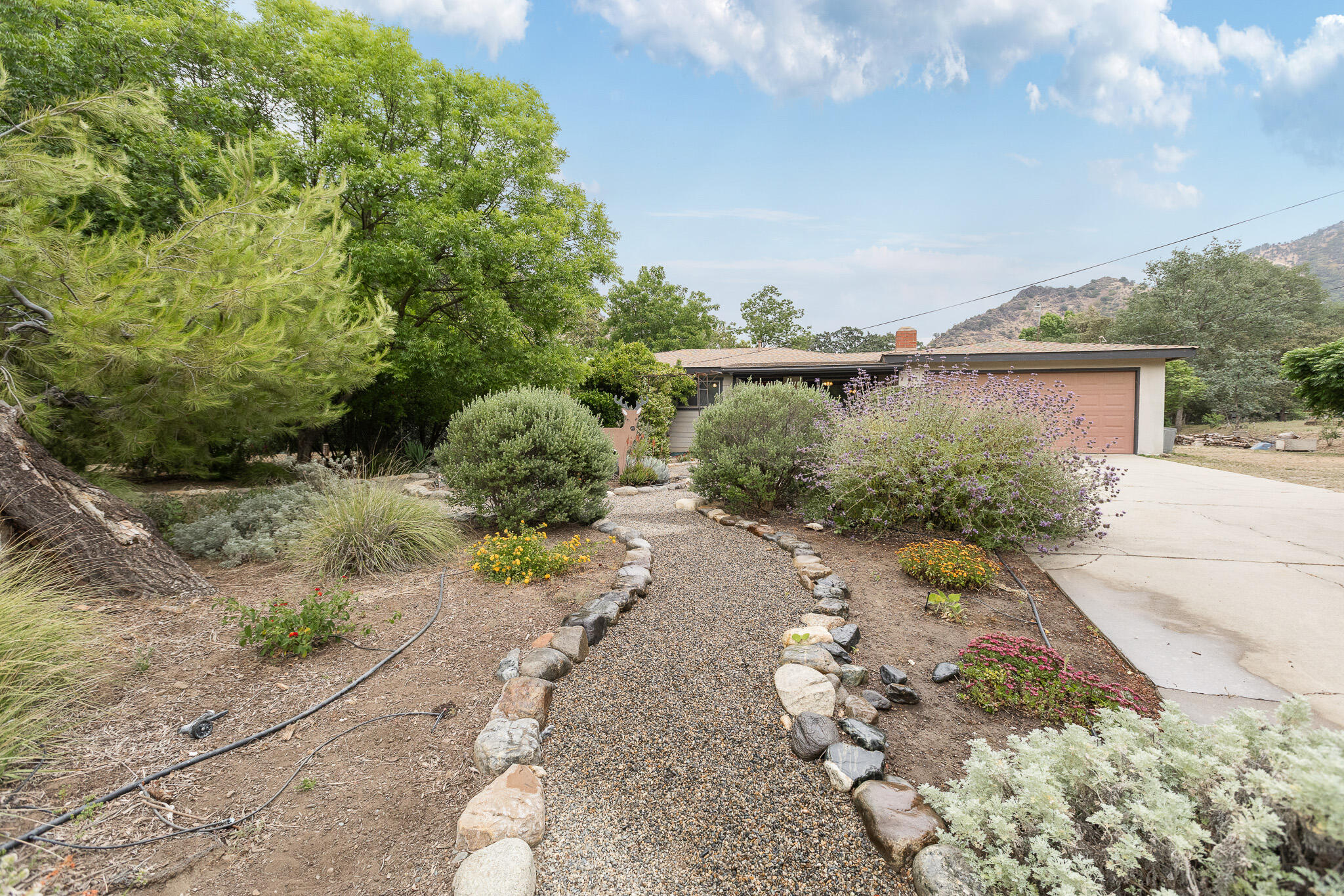 40826 Grouse Dr, Three Rivers, CA 93271