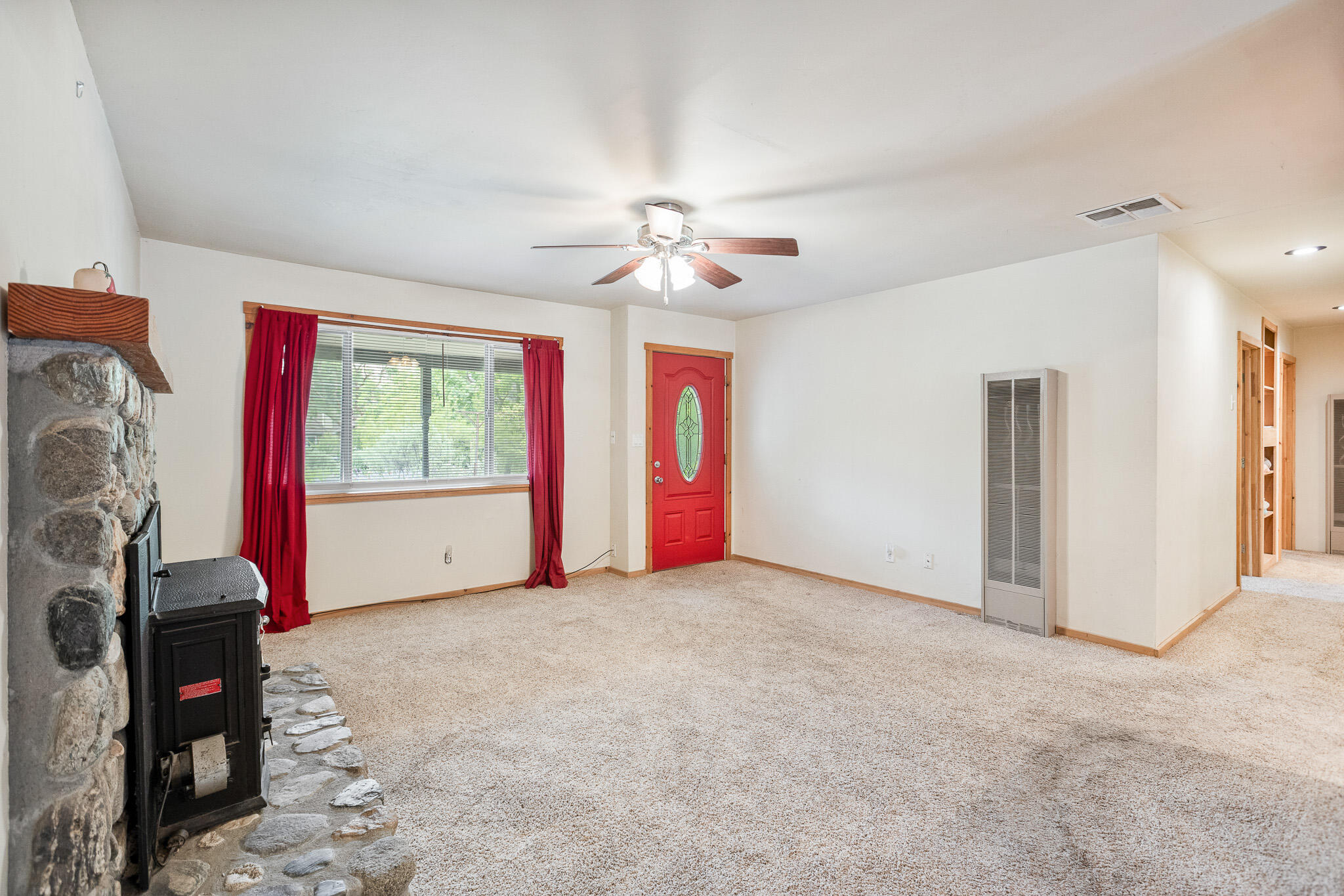 40826 Grouse Dr, Three Rivers, CA 93271