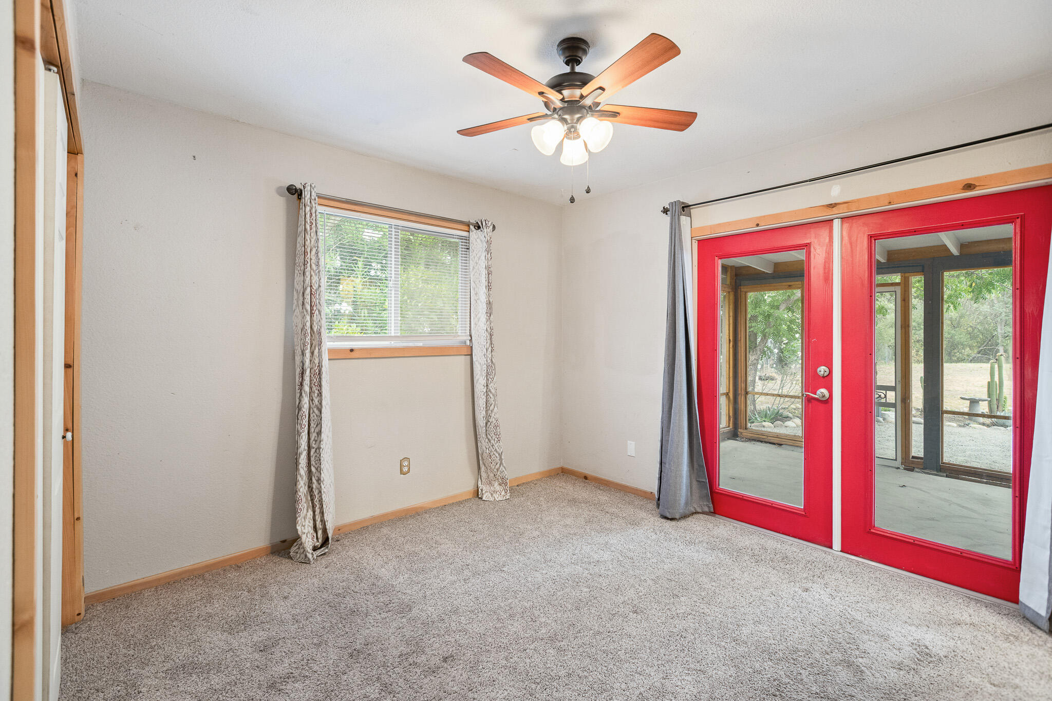 40826 Grouse Dr, Three Rivers, CA 93271