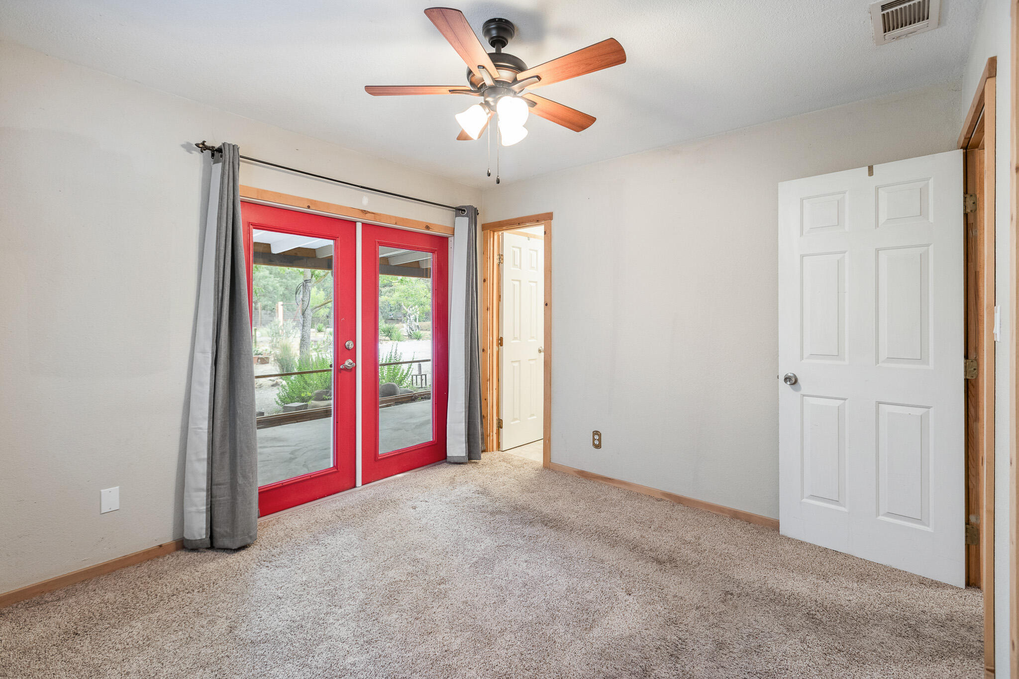40826 Grouse Dr, Three Rivers, CA 93271