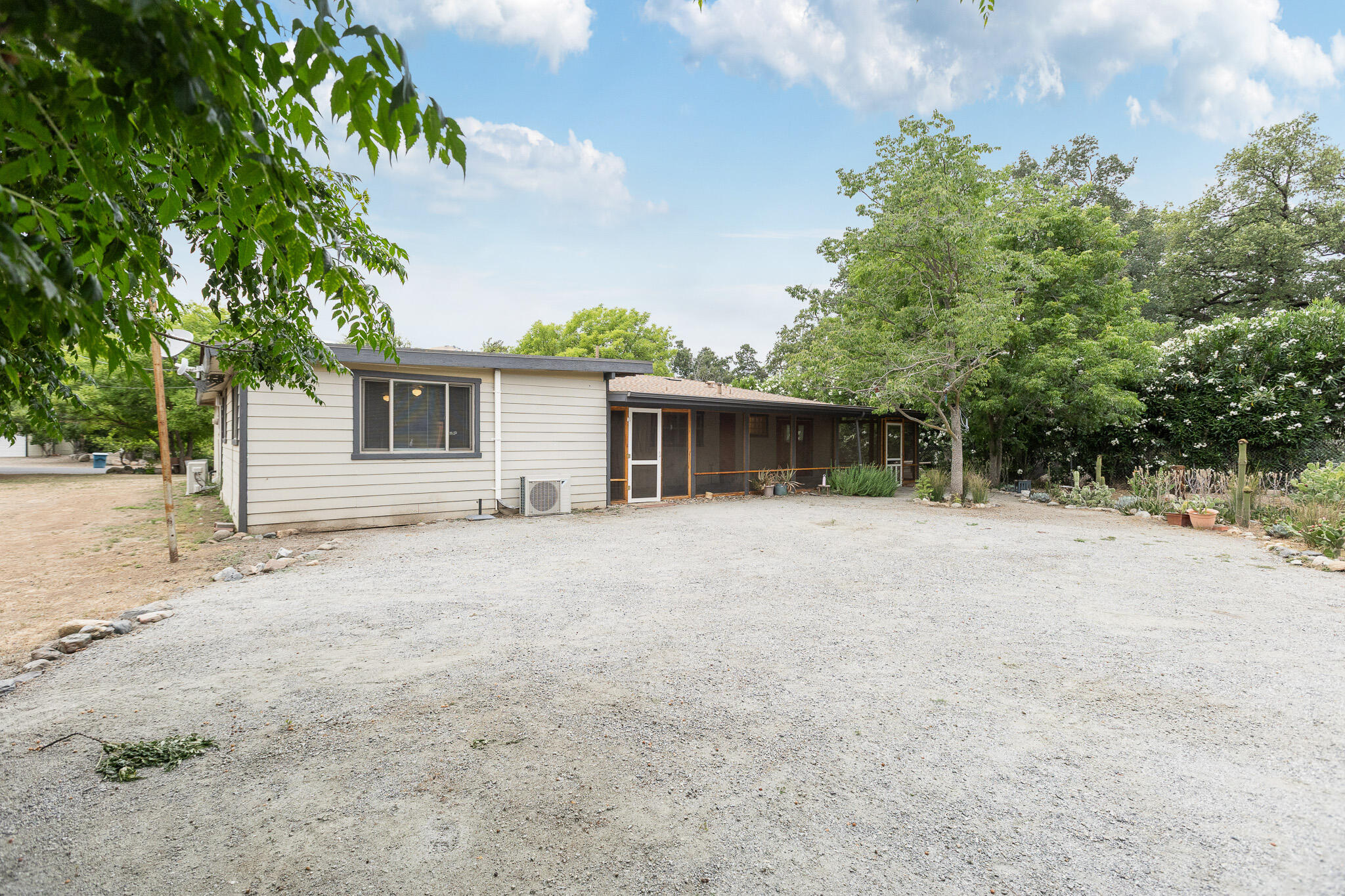 40826 Grouse Dr, Three Rivers, CA 93271