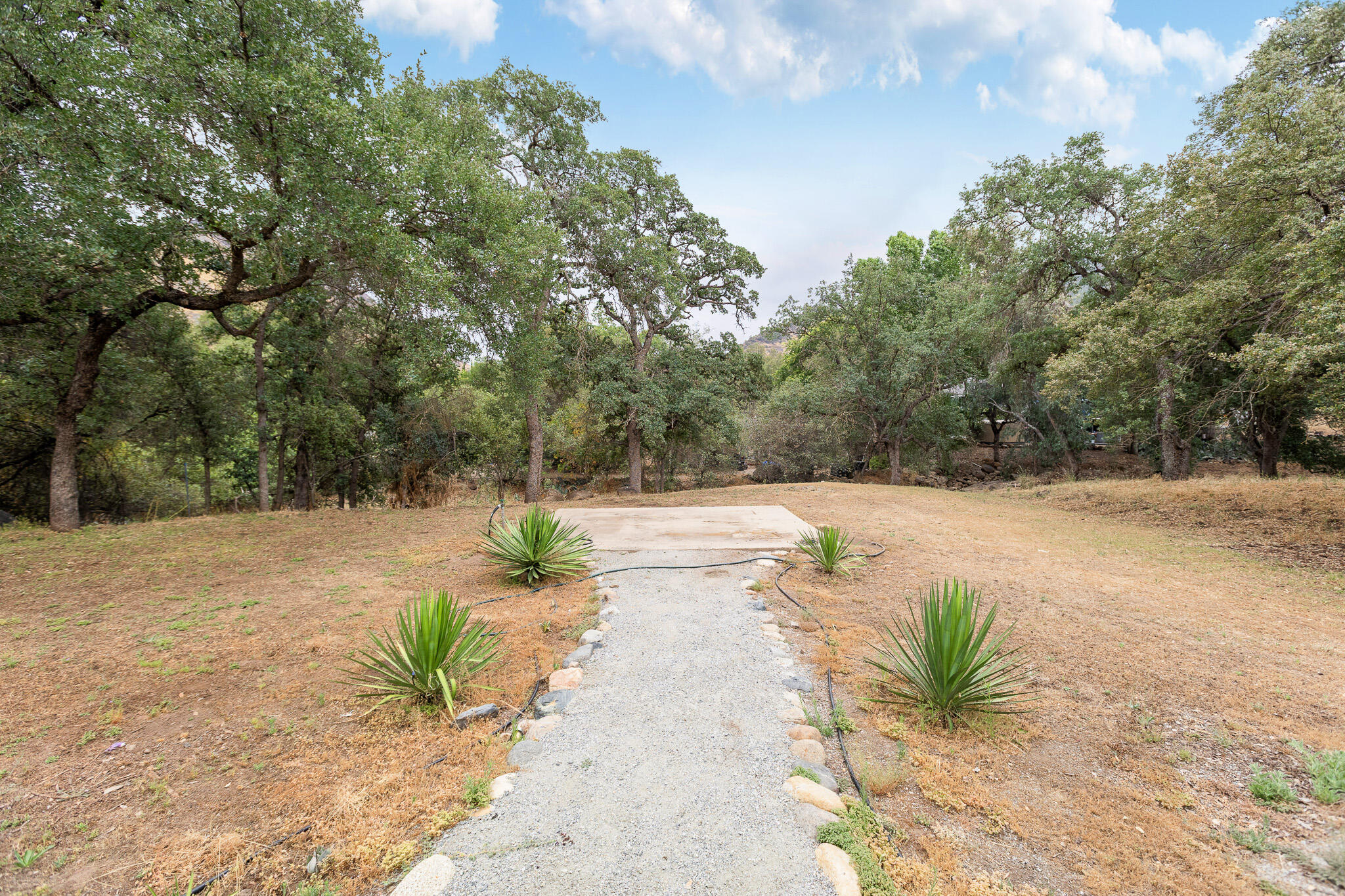 40826 Grouse Dr, Three Rivers, CA 93271