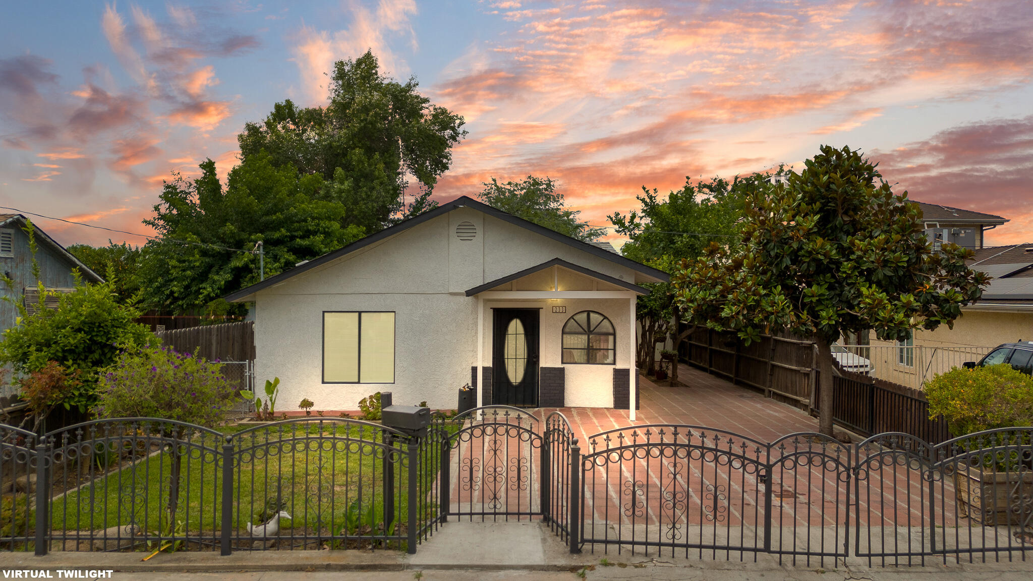 233 W River Ave, Porterville, CA 93257