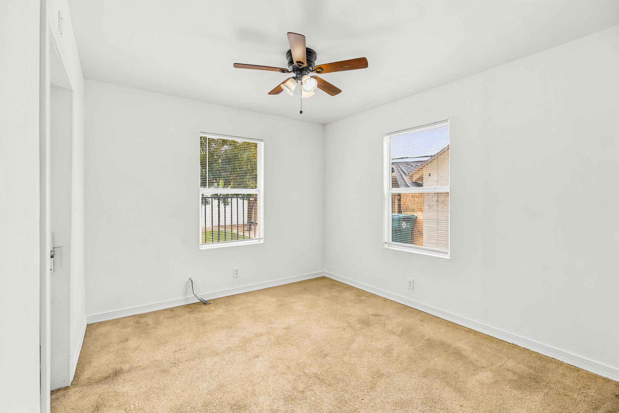 233 W River Ave, Porterville, CA 93257