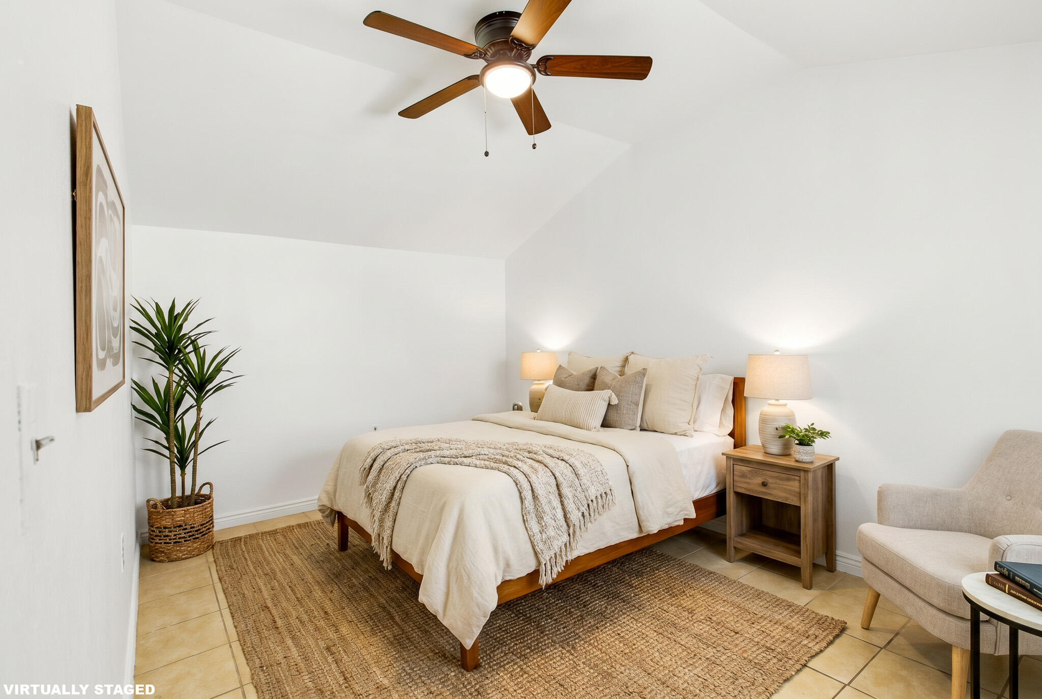 233 W River Ave, Porterville, CA 93257
