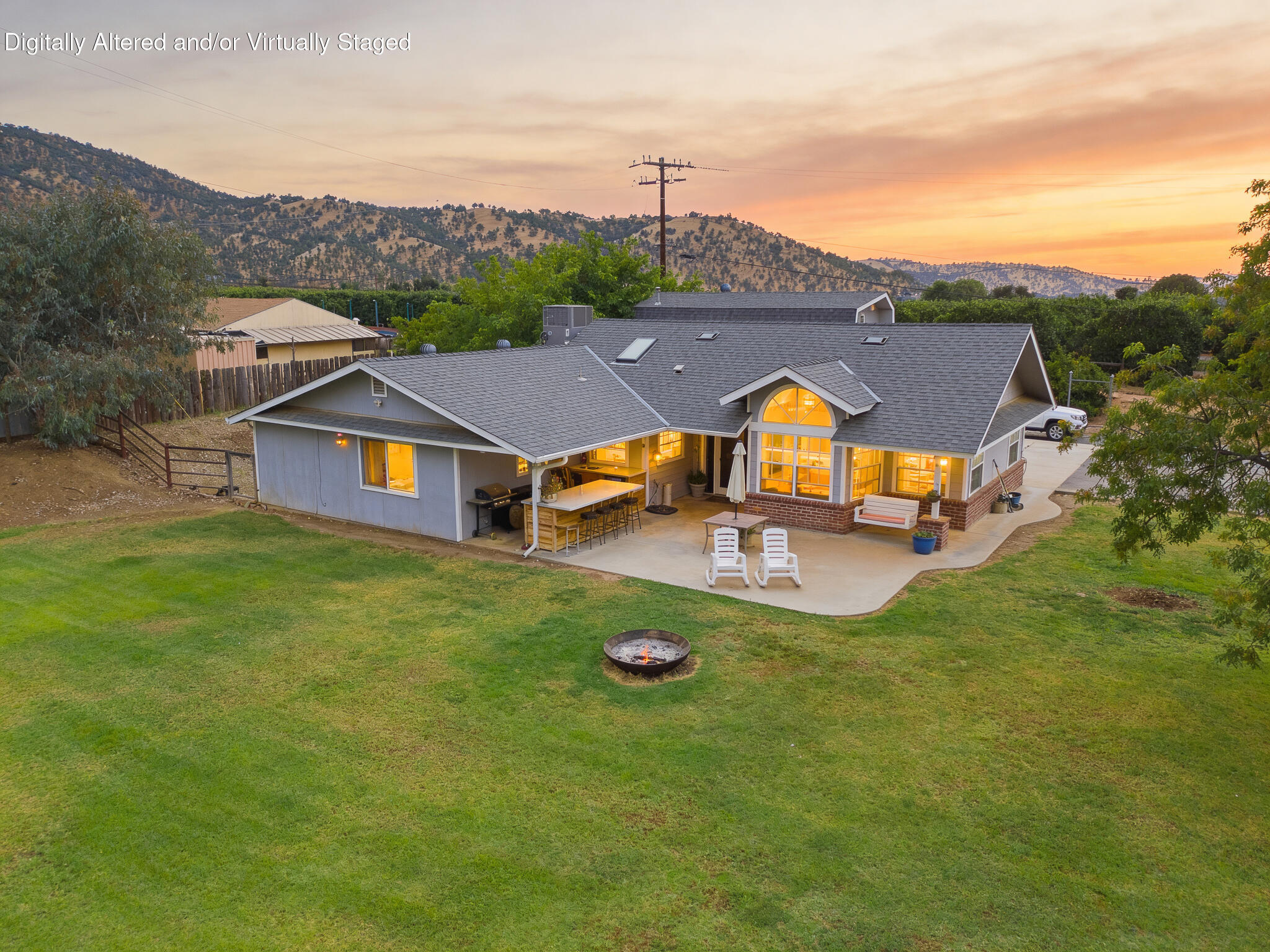 33614 Globe Dr, Springville, CA 93265