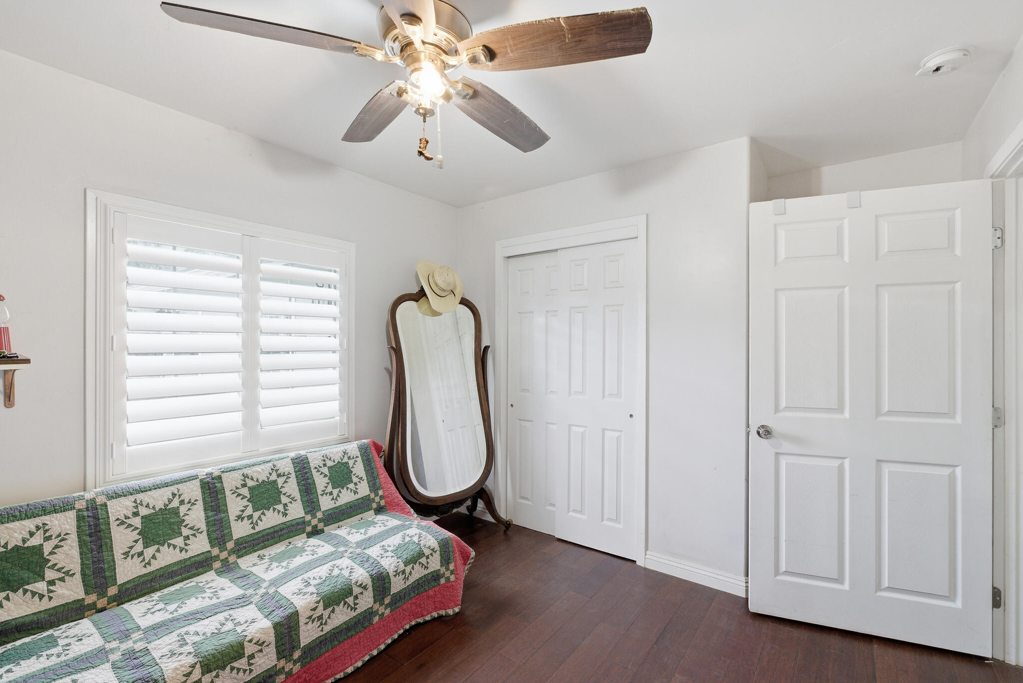 33614 Globe Dr, Springville, CA 93265