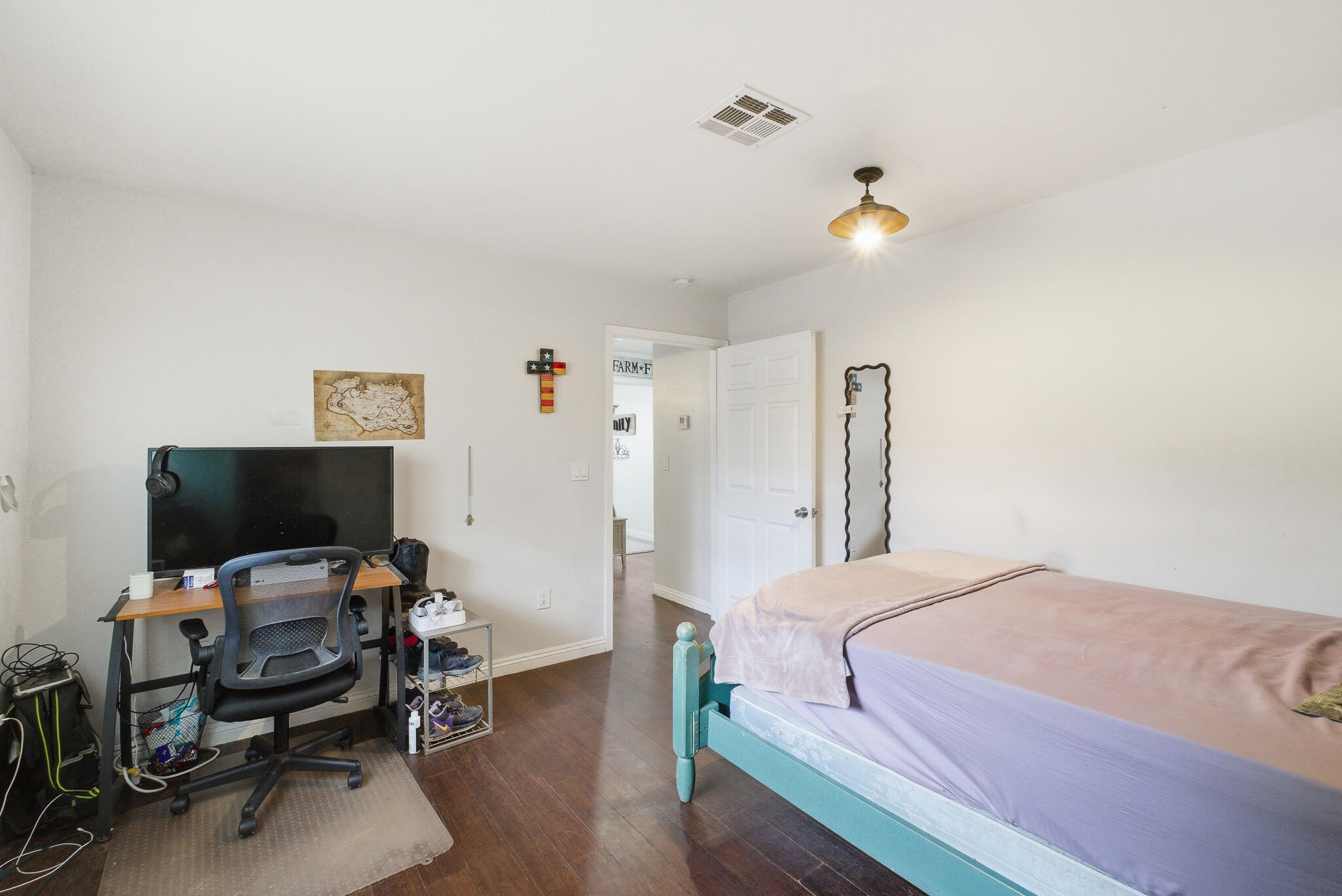 33614 Globe Dr, Springville, CA 93265