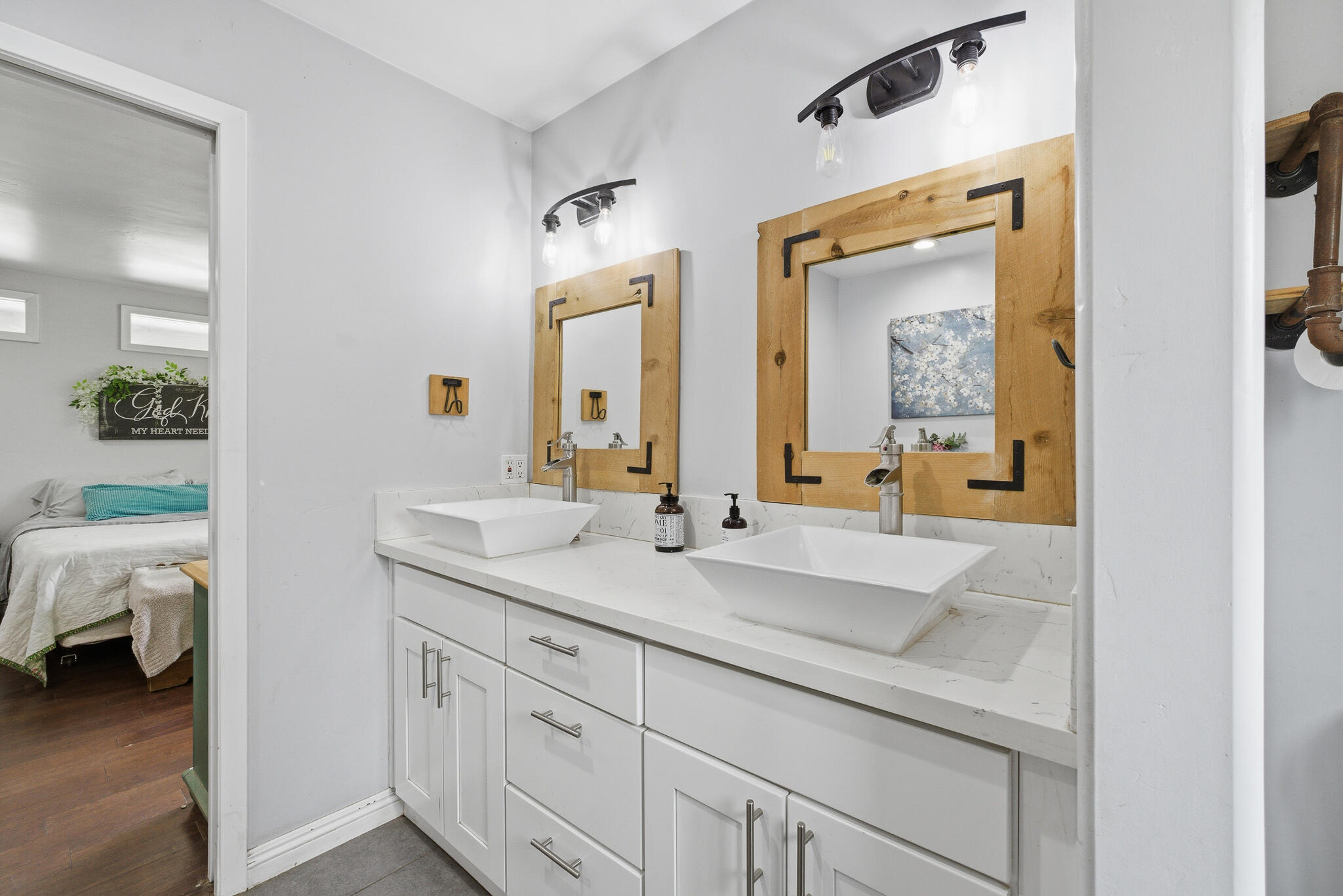 33614 Globe Dr, Springville, CA 93265