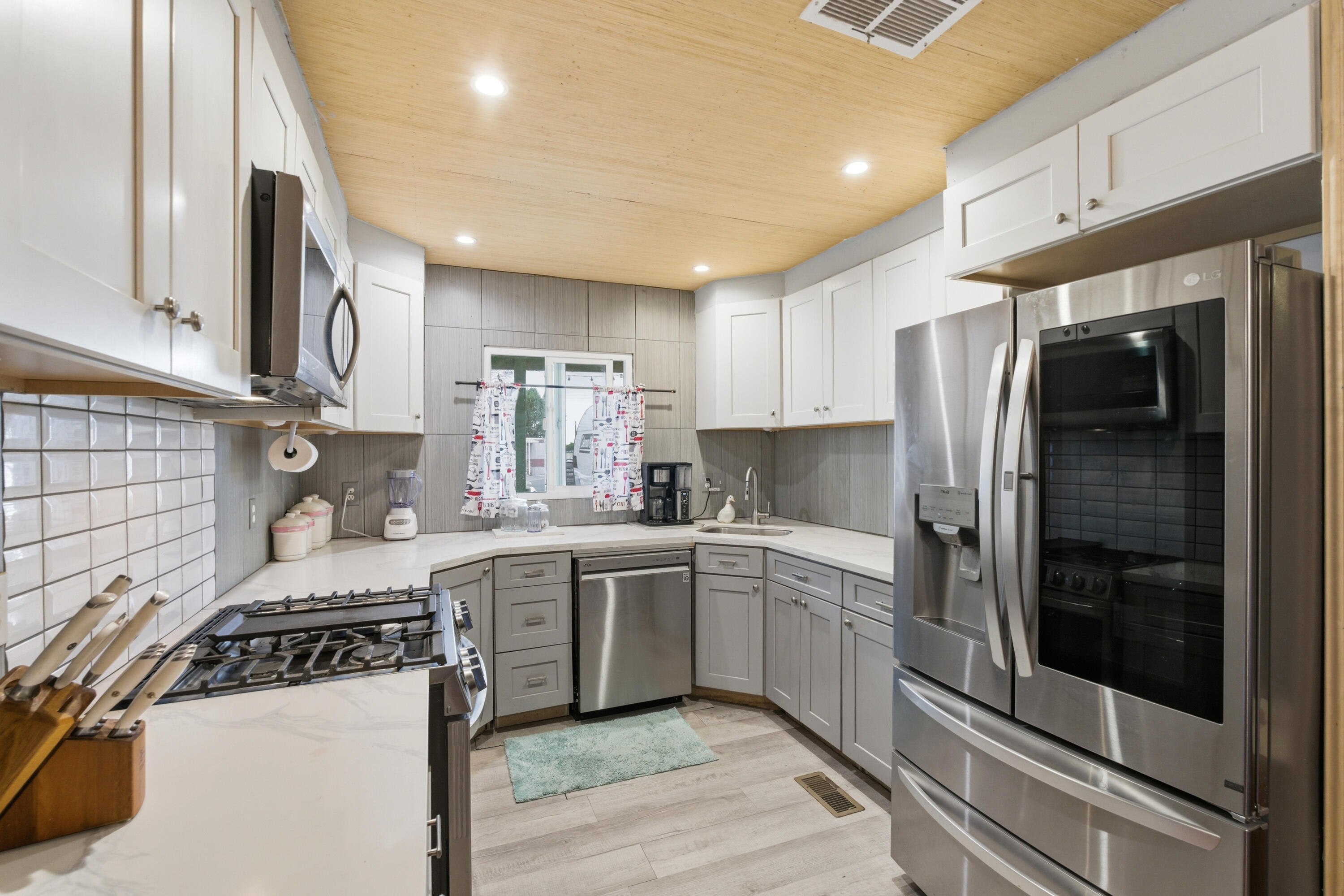 12846 W Lacey Blvd #45, Hanford, CA 93230