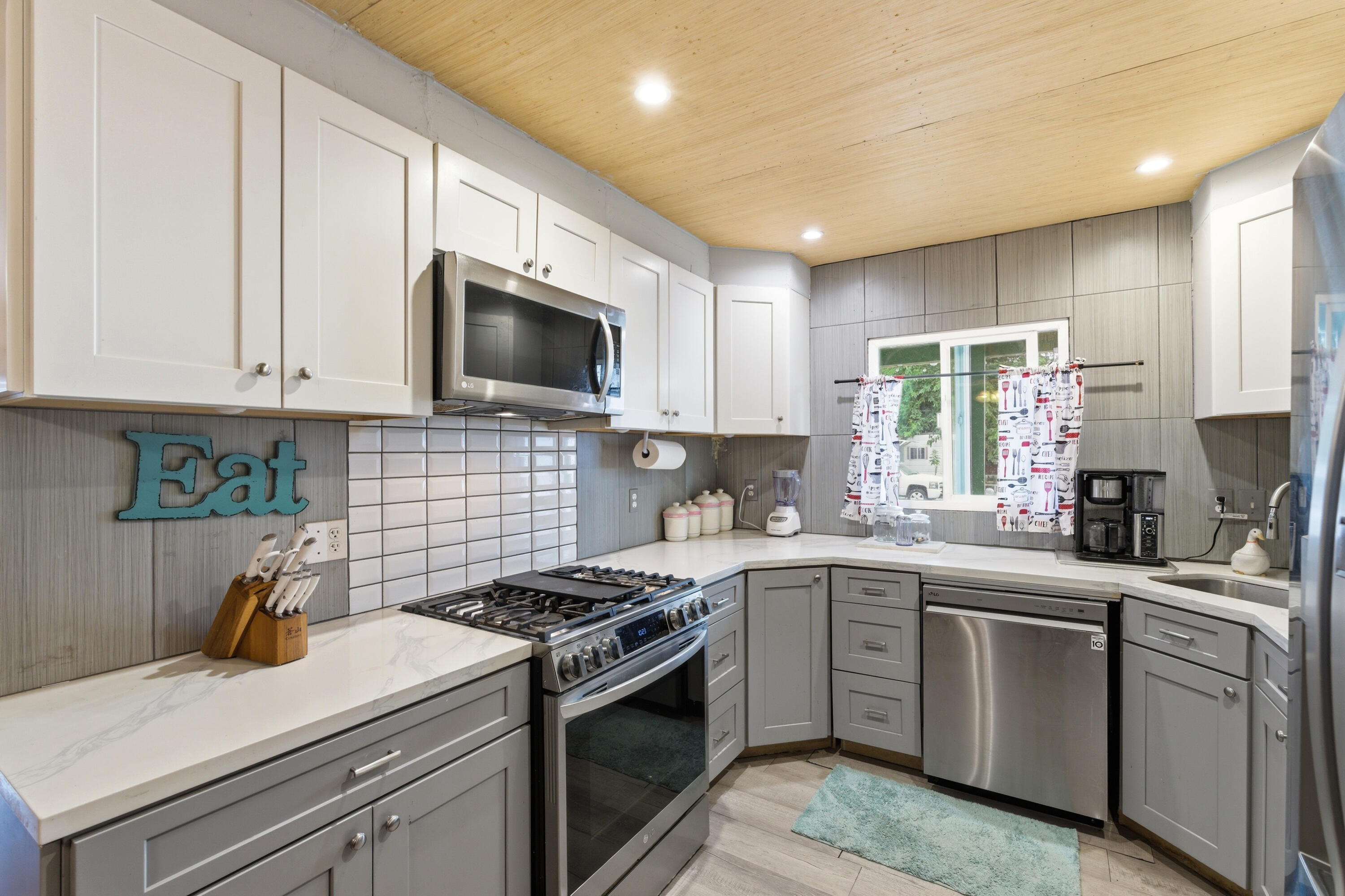 12846 W Lacey Blvd #45, Hanford, CA 93230
