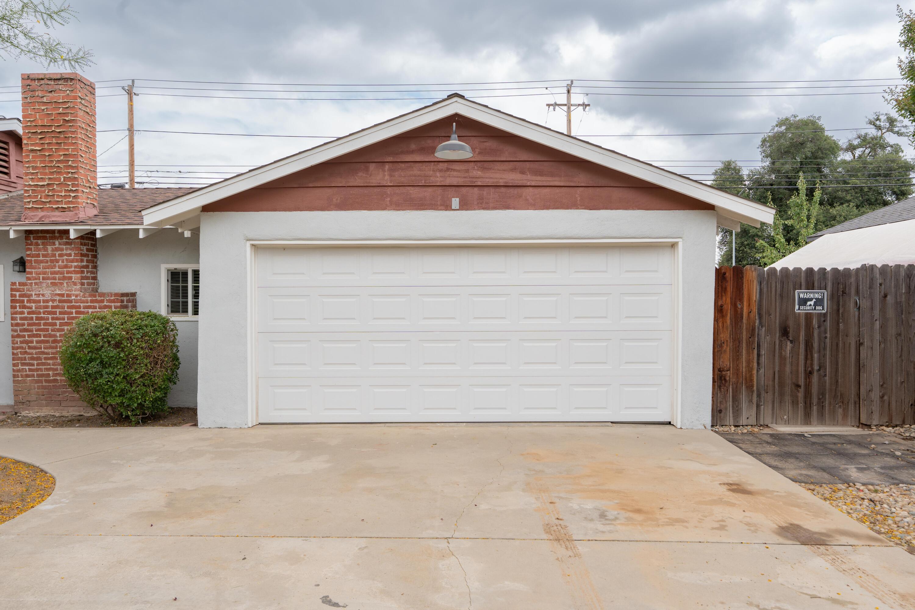 570 N Birch Ave, Reedley, CA 93654