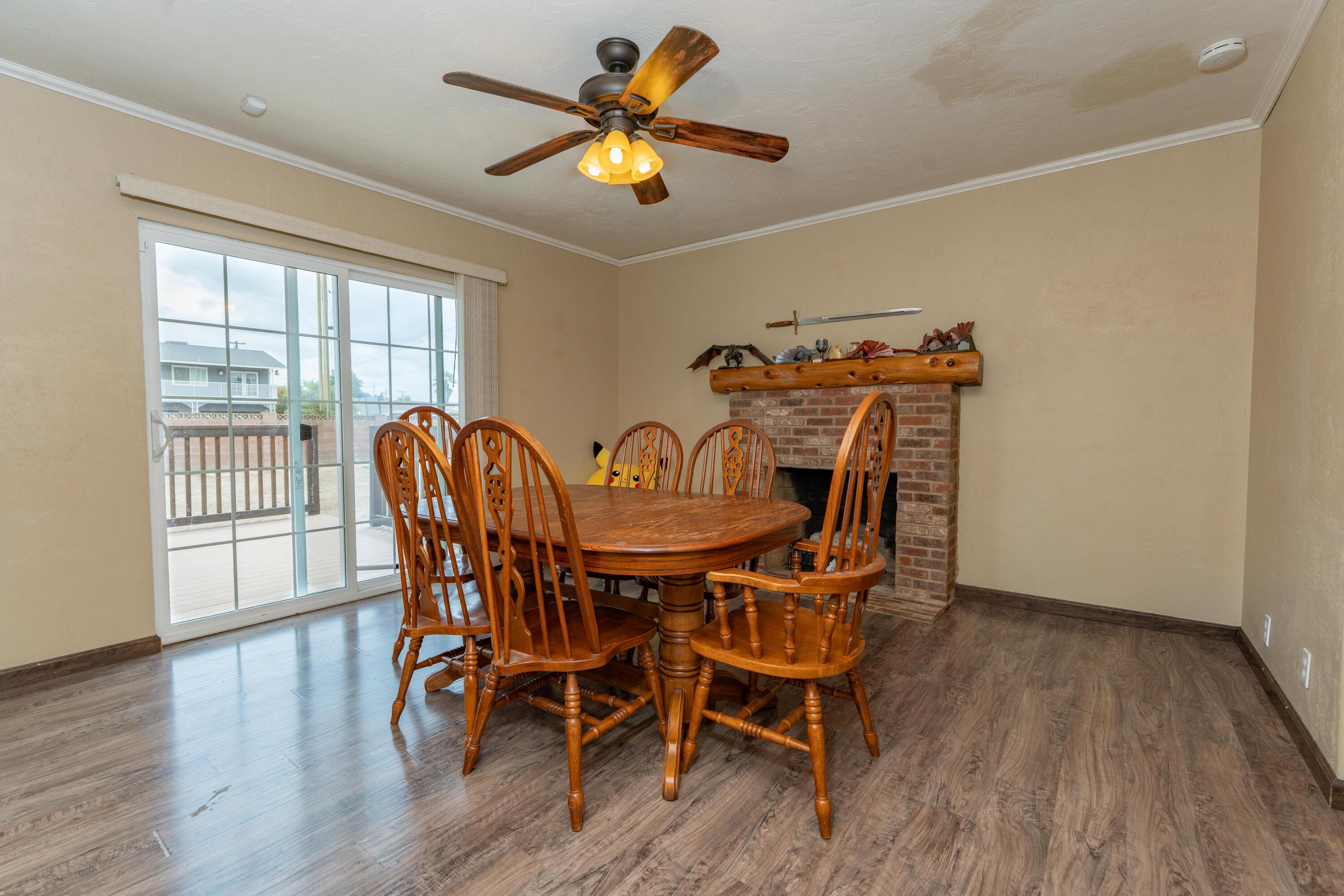 570 N Birch Ave, Reedley, CA 93654