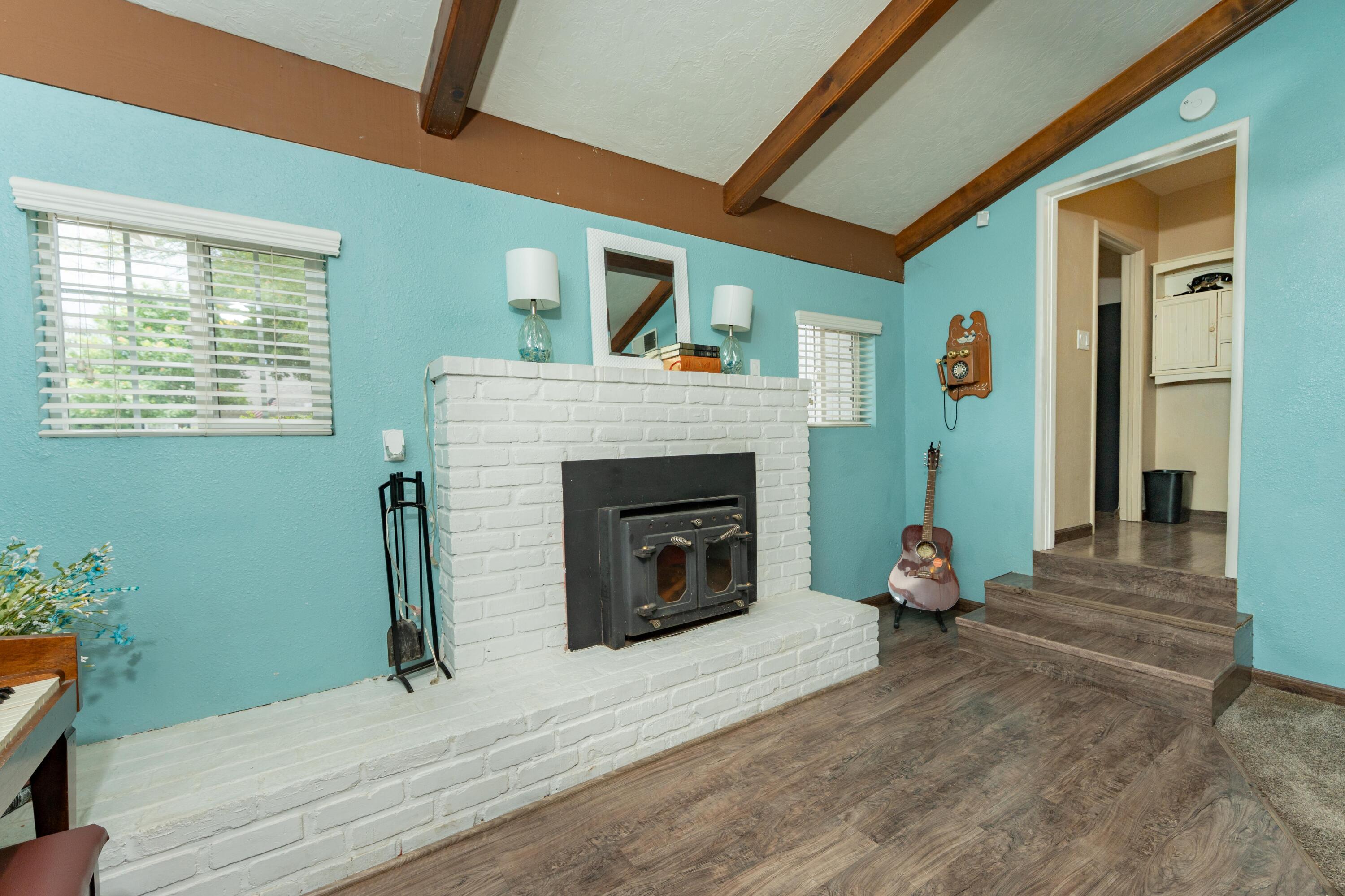 570 N Birch Ave, Reedley, CA 93654