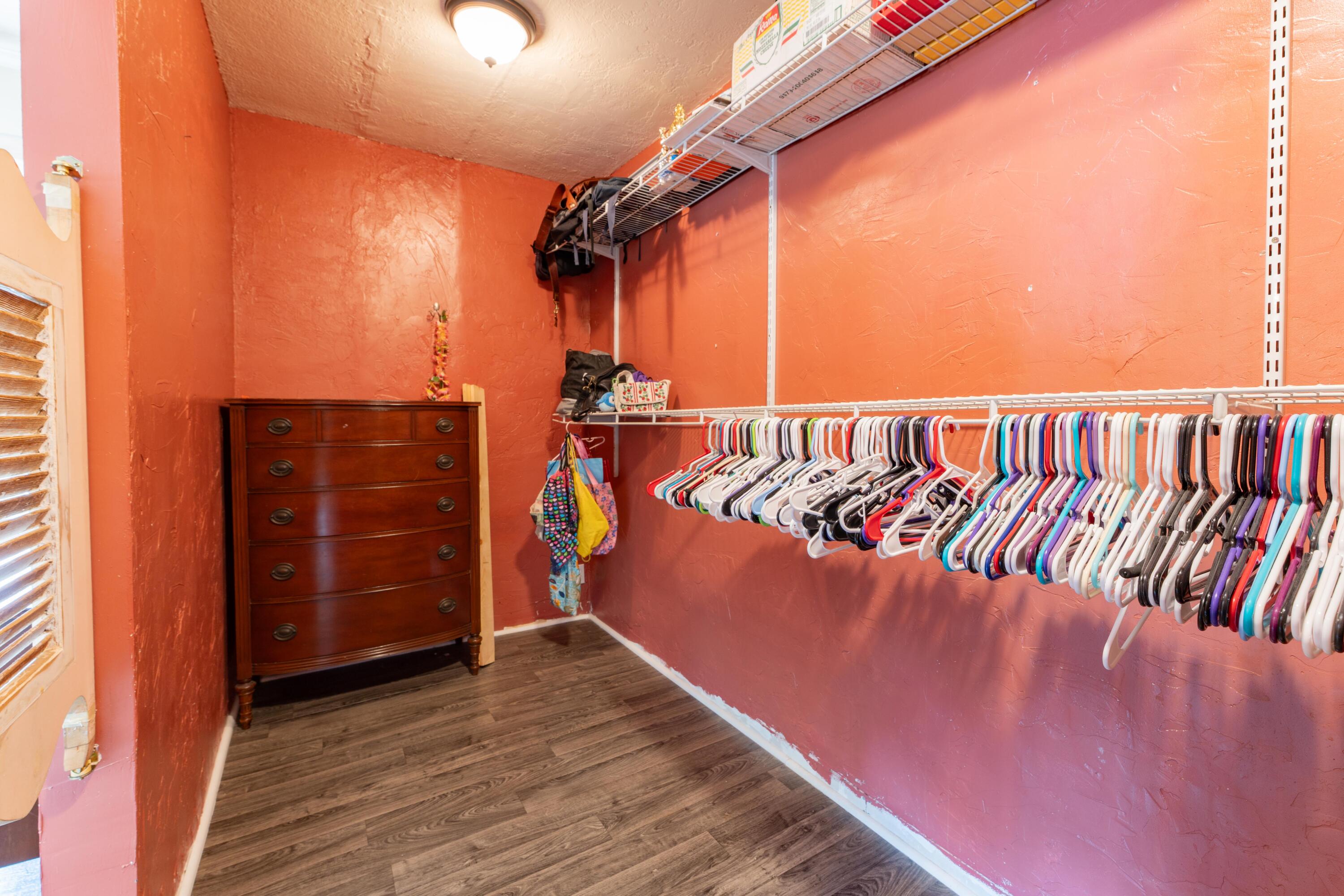570 N Birch Ave, Reedley, CA 93654