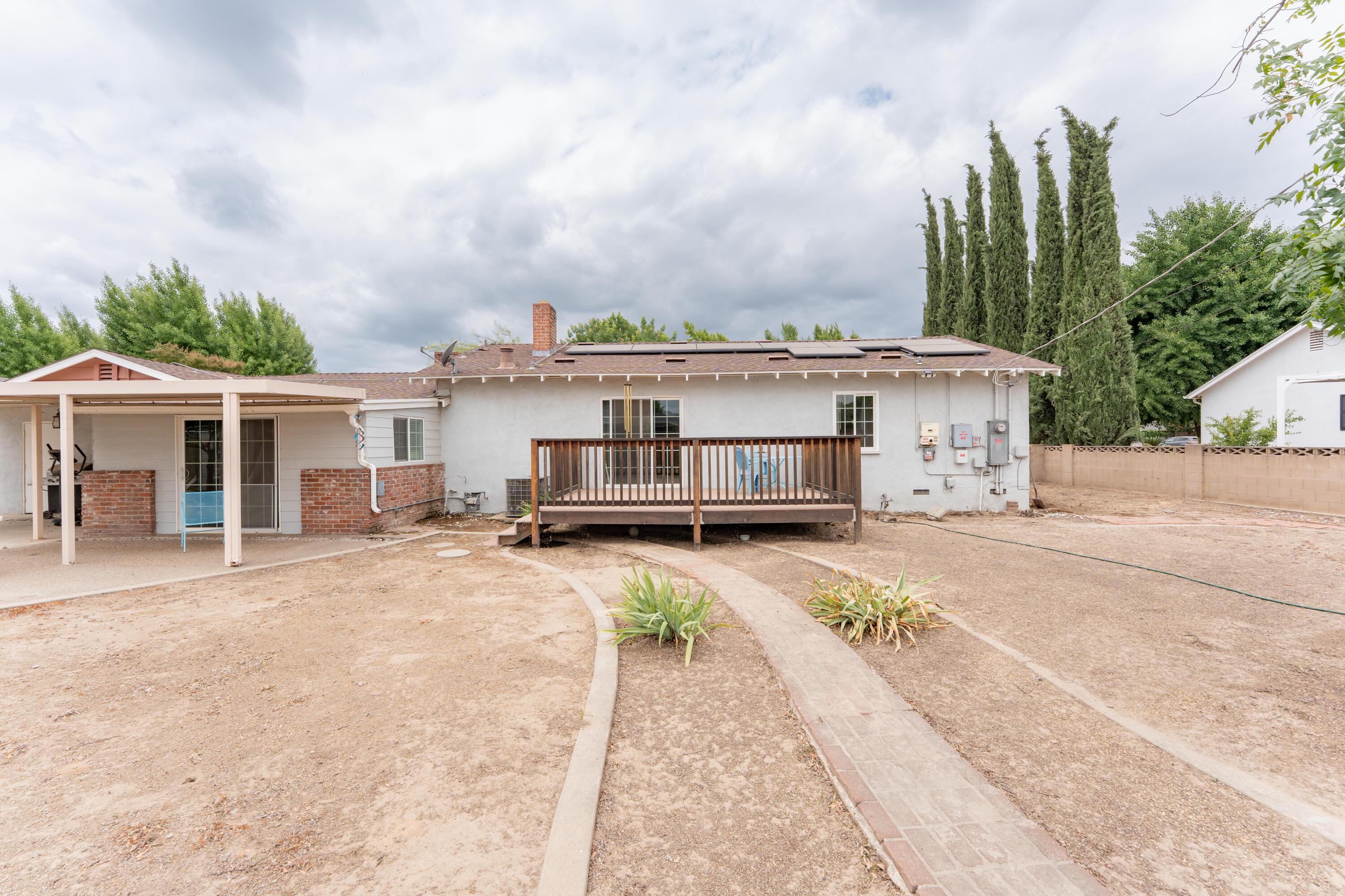 570 N Birch Ave, Reedley, CA 93654